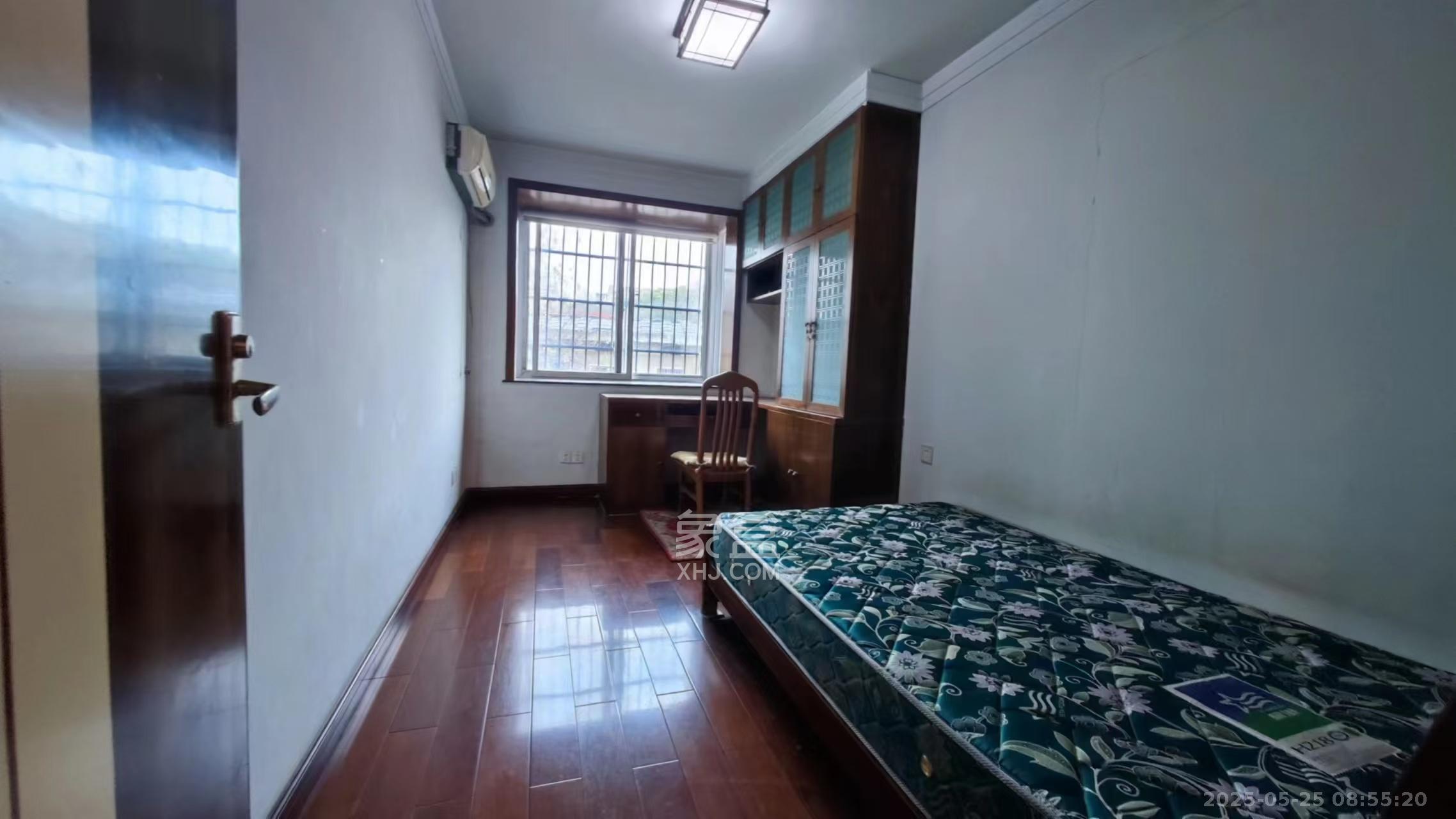 森宇佳园 3室2厅2卫 2100.0元/月 森宇佳园 3室2厅2卫 2100.0元/月室内图