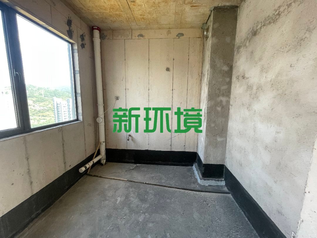 宁邦广场  4室2厅2卫   70.00万客厅