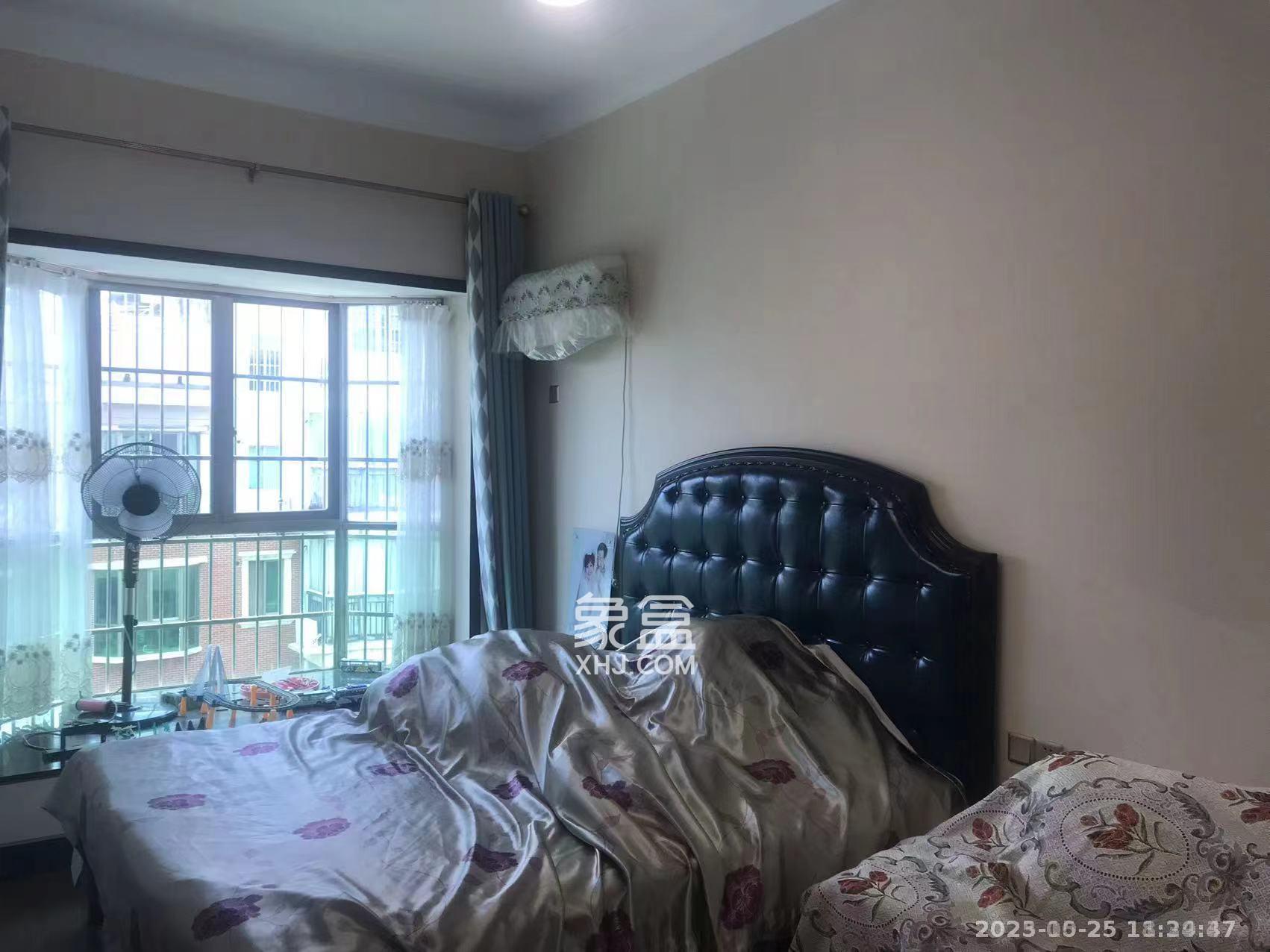 新景家园  4室2厅2卫    68.0万室内图