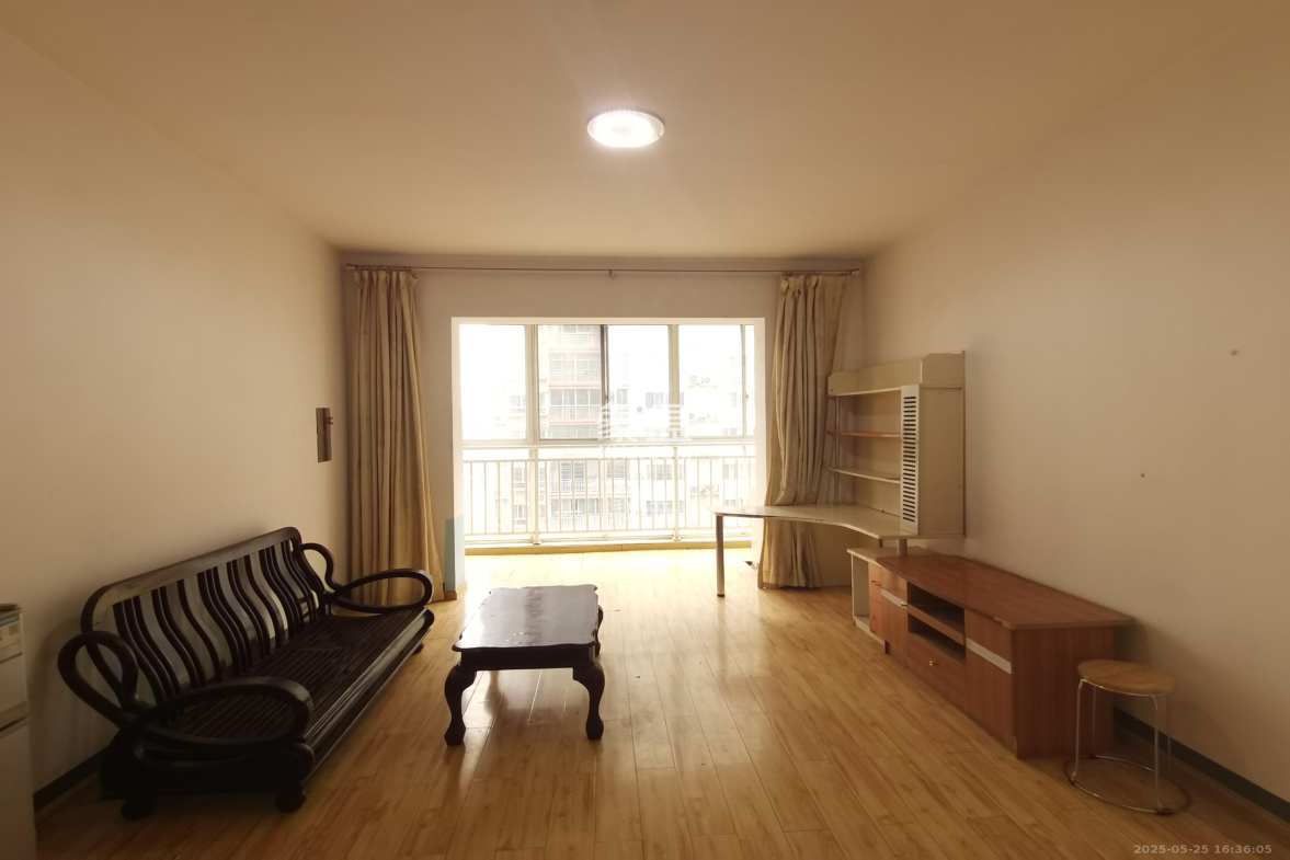 景江雅苑 2室2厅1卫 2300.0元/月 景江雅苑 2室2厅1卫 2300.0元/月室内图