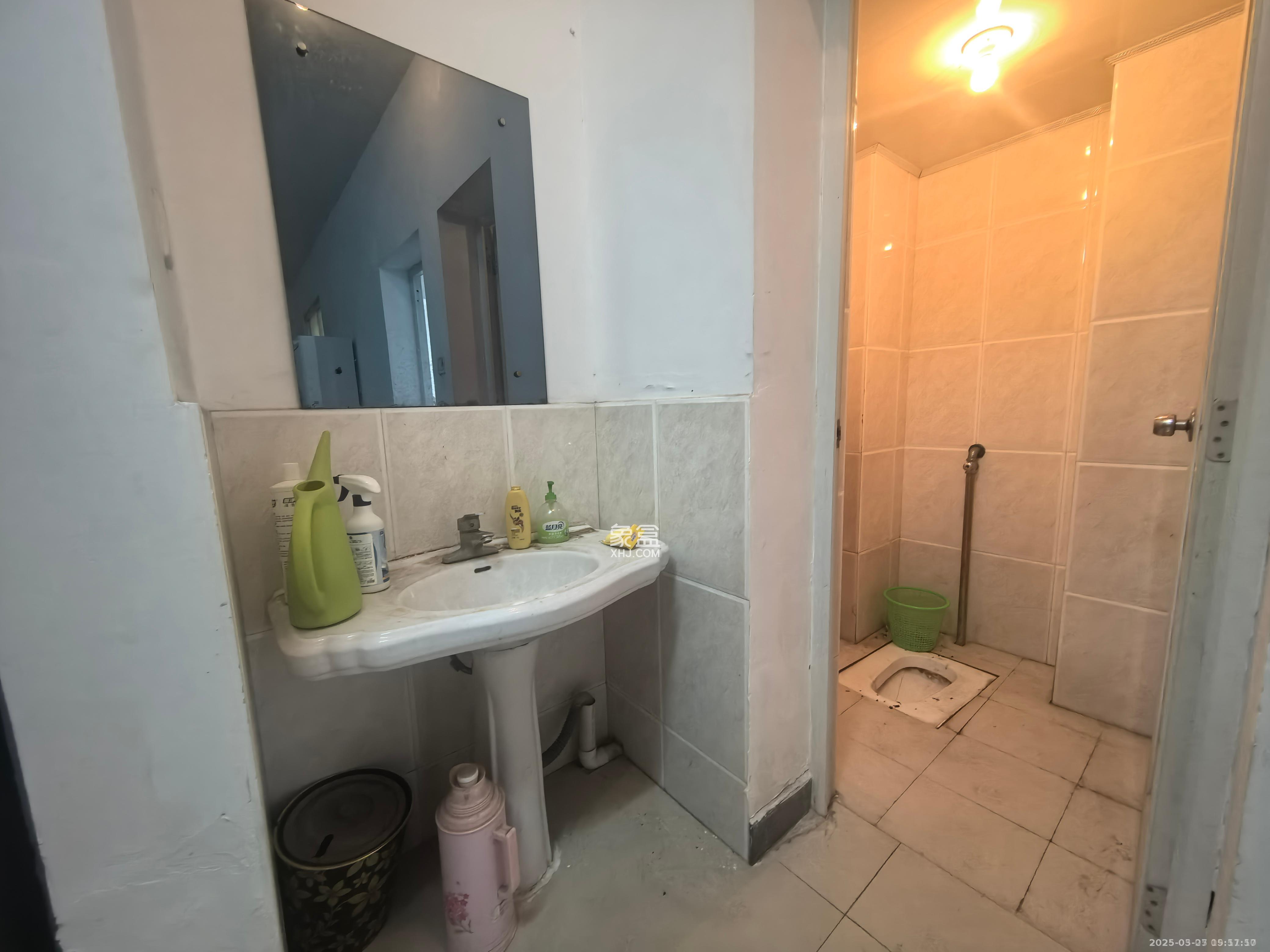 和庄 3室2厅1卫 1500.0元/月 和庄 3室2厅1卫 1500.0元/月室内图