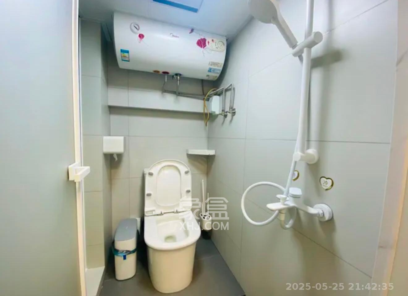 福晟翡翠湾  1室0厅0卫   2000.00元/月室内图