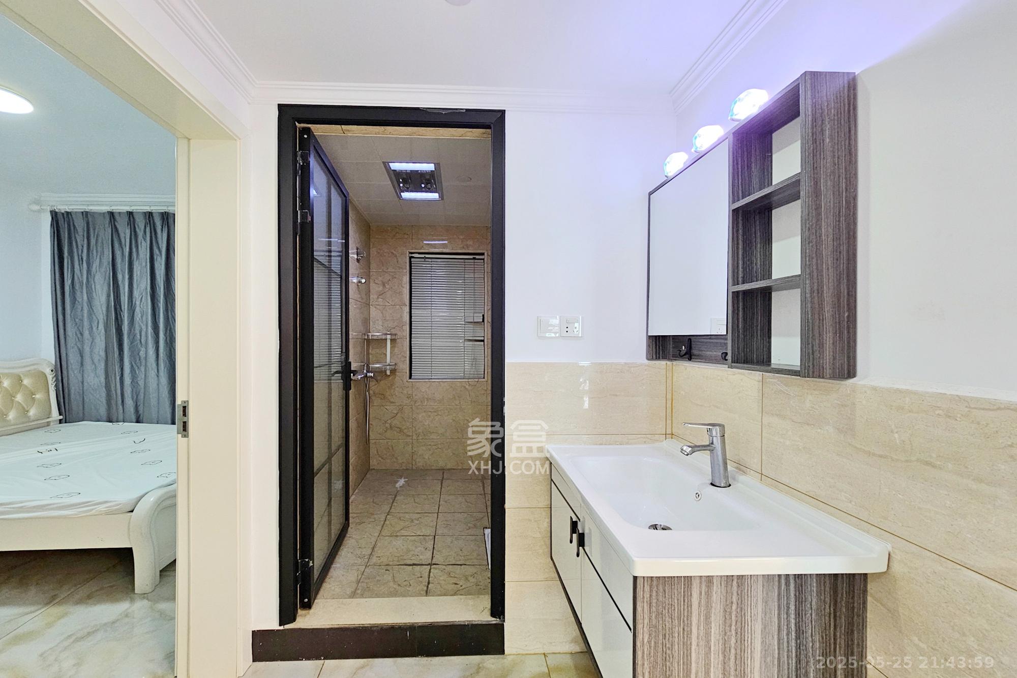 阳光城尚东湾愉景苑 3室2厅1卫 89.9万 阳光城尚东湾愉景苑 3室2厅1卫 89.9万其他