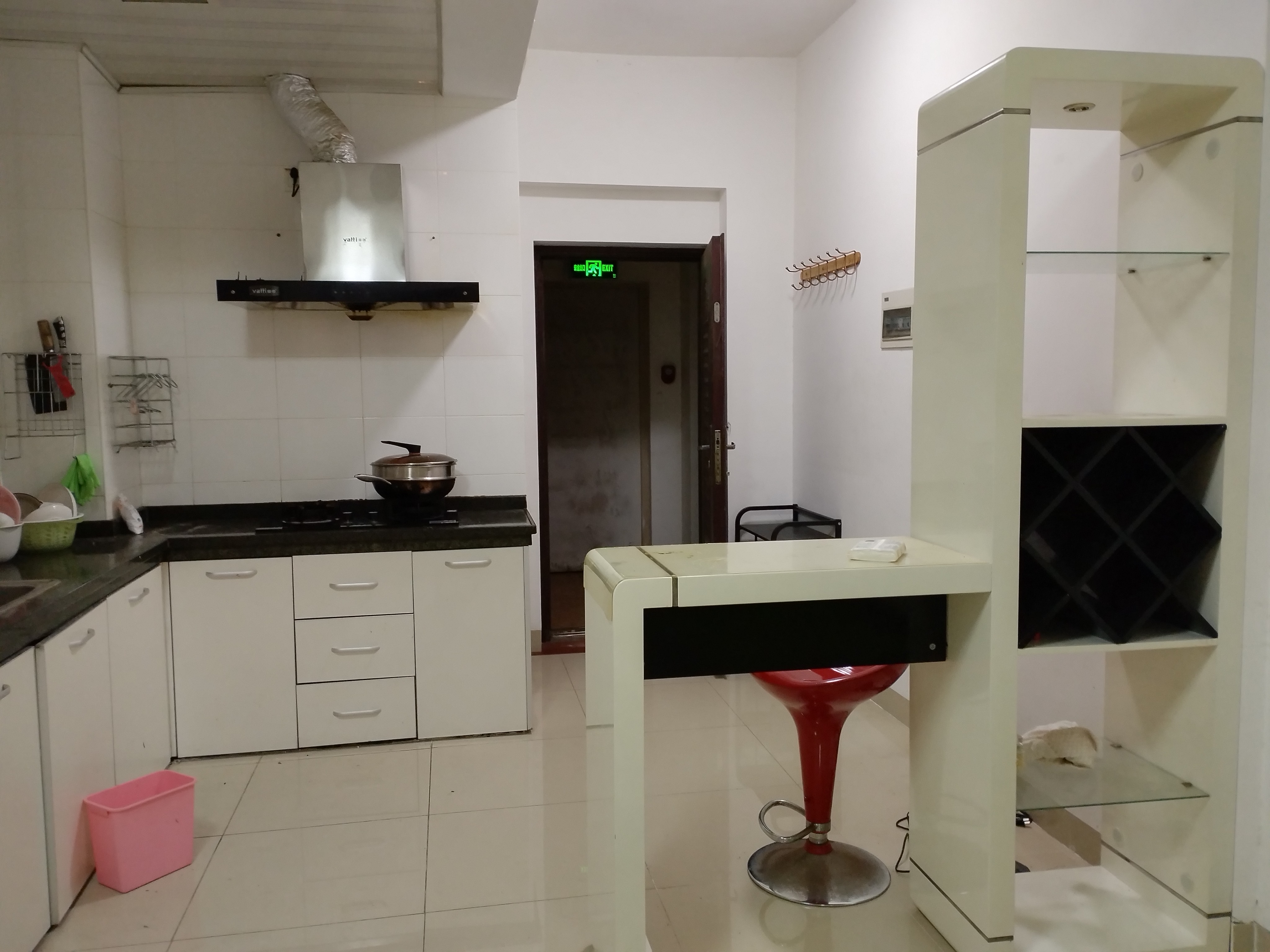 海顿大厦 2室2厅1卫 89.0万 海顿大厦 2室2厅1卫 89.0万室内图