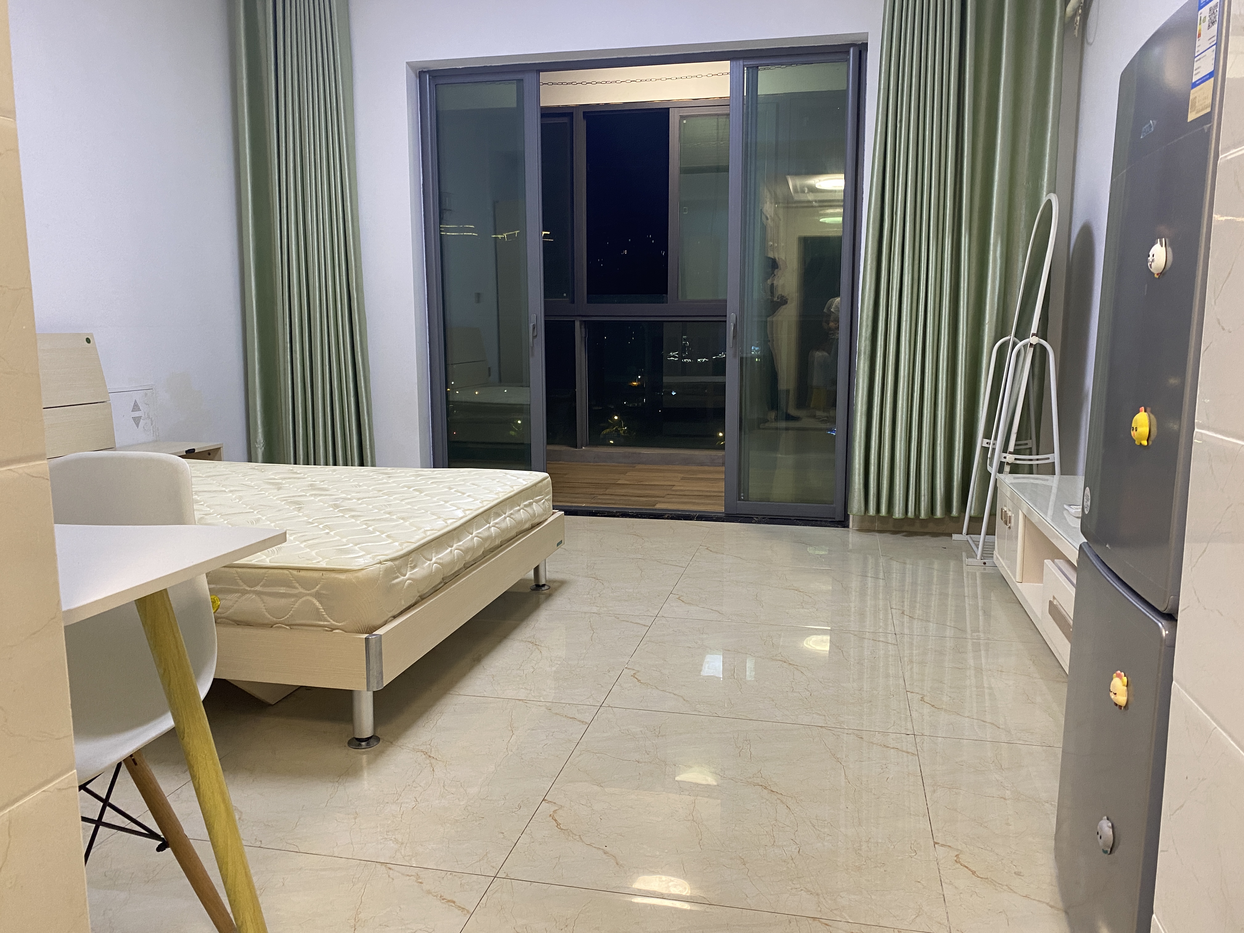 天利龙腾湾  1室0厅1卫   1500.00元/月