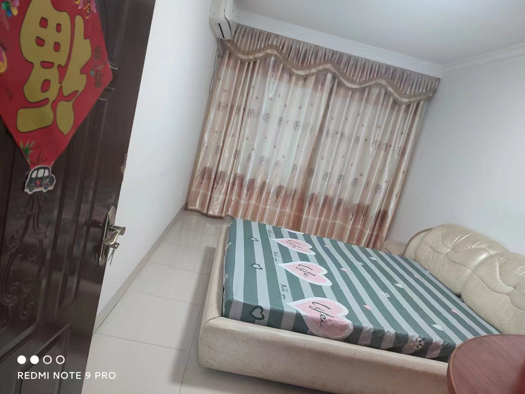 雅士林安置房 3室2厅2卫 1500.0元/月 雅士林安置房 3室2厅2卫 1500.0元/月室内图