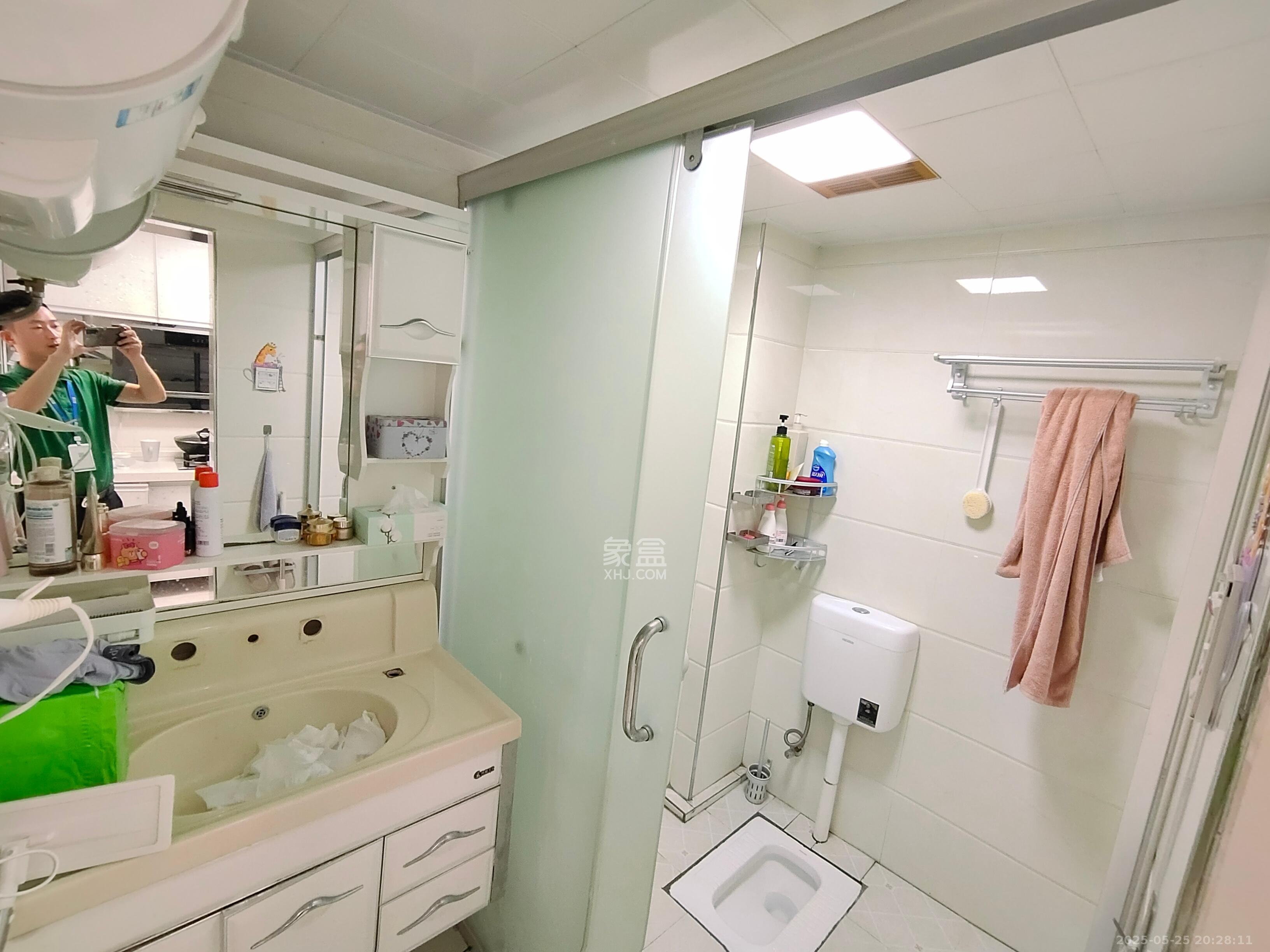 保利麓谷林语I区  1室1厅1卫   1700.00元/月室内图