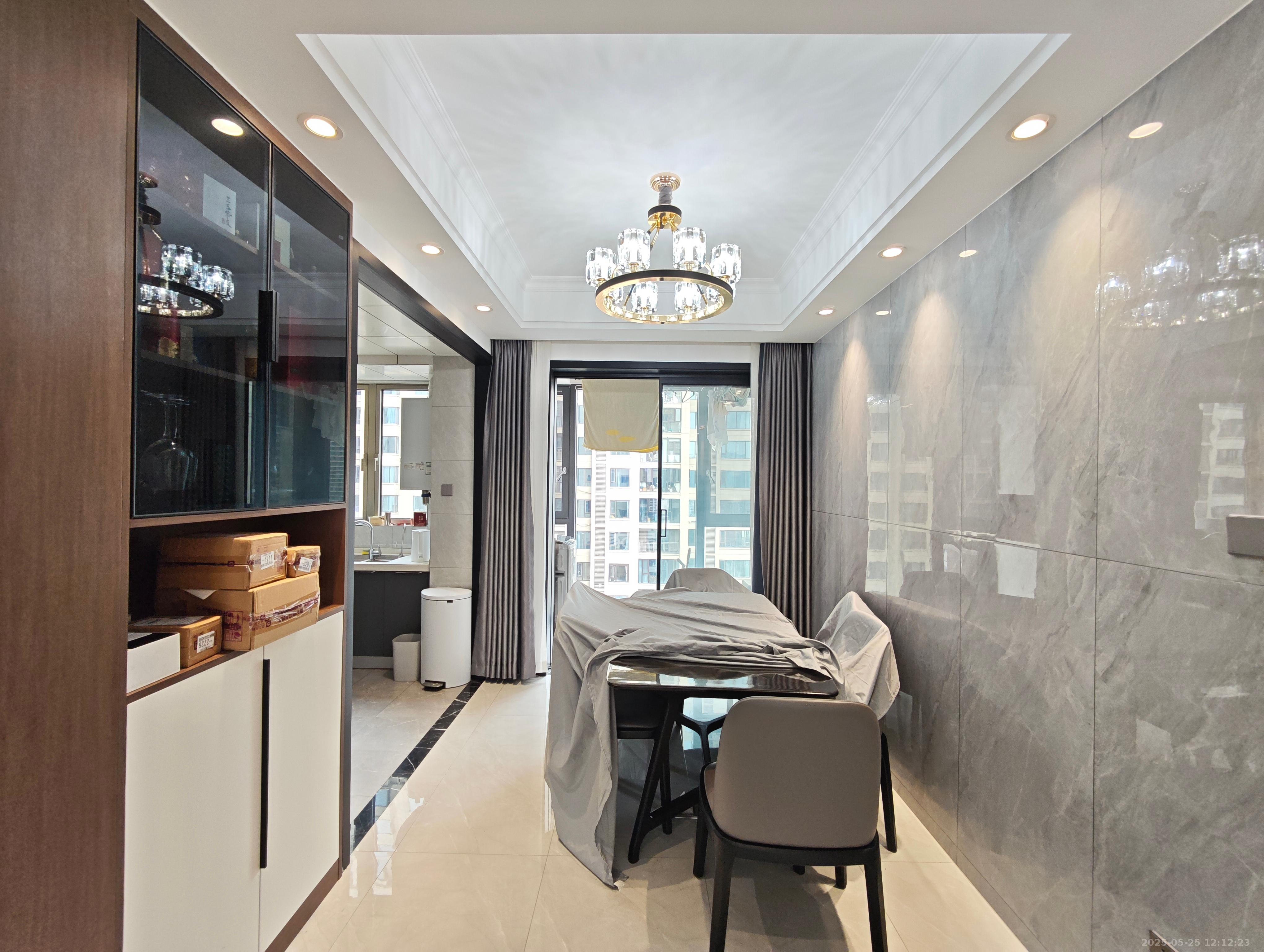 梅溪湖金茂湾 4室2厅2卫 5000.0元/月 梅溪湖金茂湾 4室2厅2卫 5000.0元/月室内图