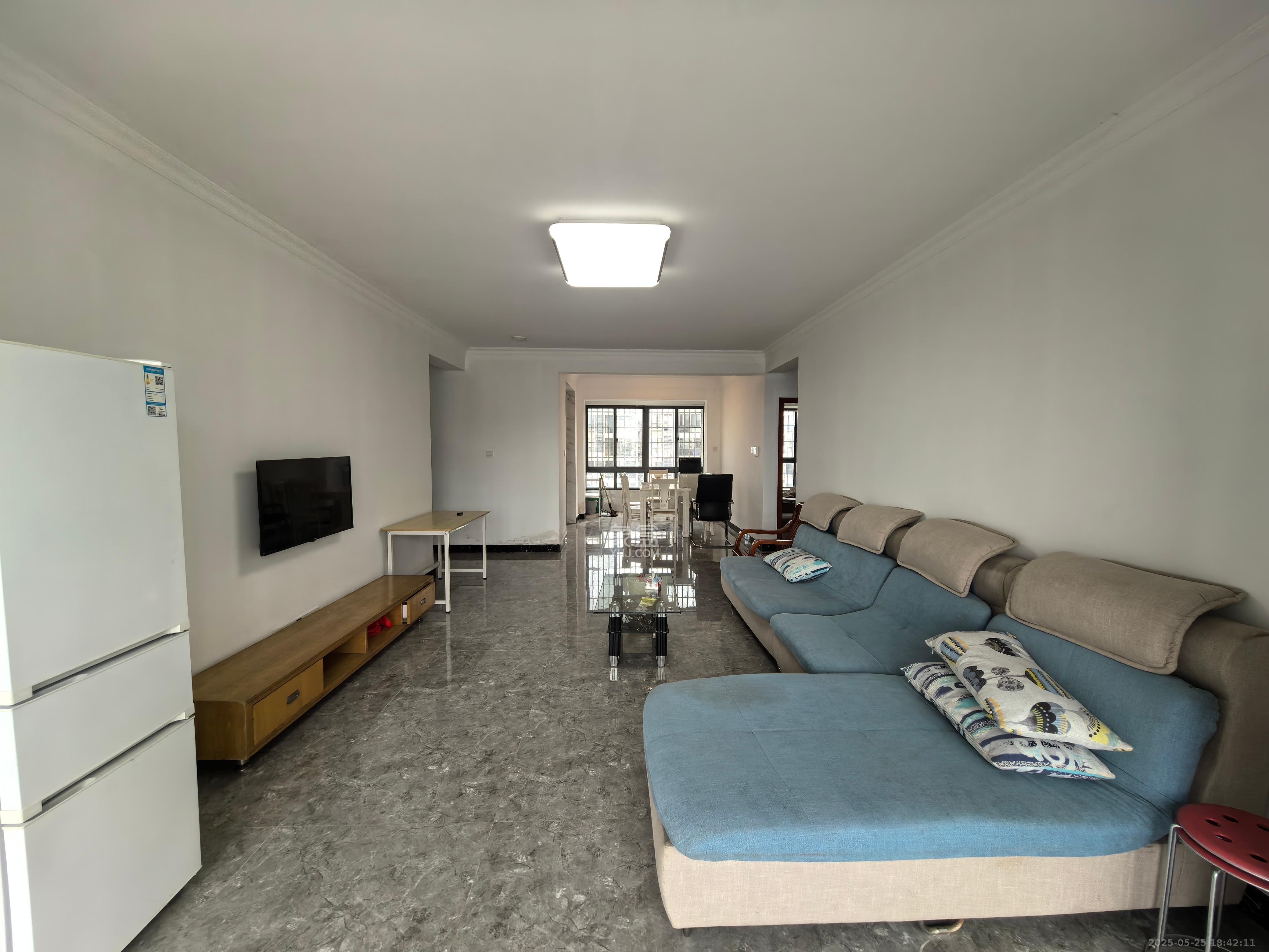 翰林居 3室2厅2卫 1600.0元/月 翰林居 3室2厅2卫 1600.0元/月室内图