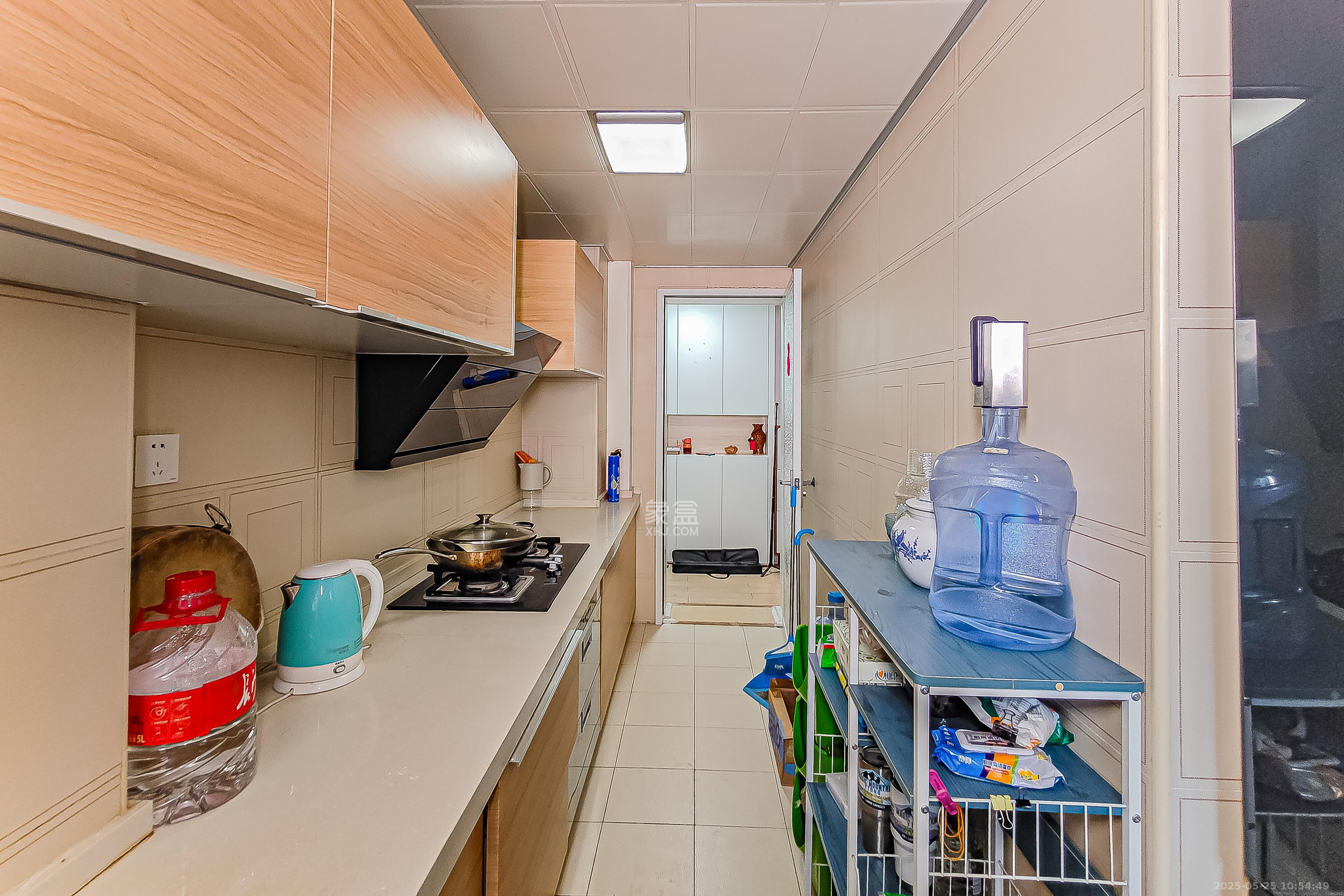 枫丹雅苑(天辰枫丹白露)  3室2厅2卫    179.5万 枫丹雅苑(天辰枫丹白露)  3室2厅2卫    179.5万厨房