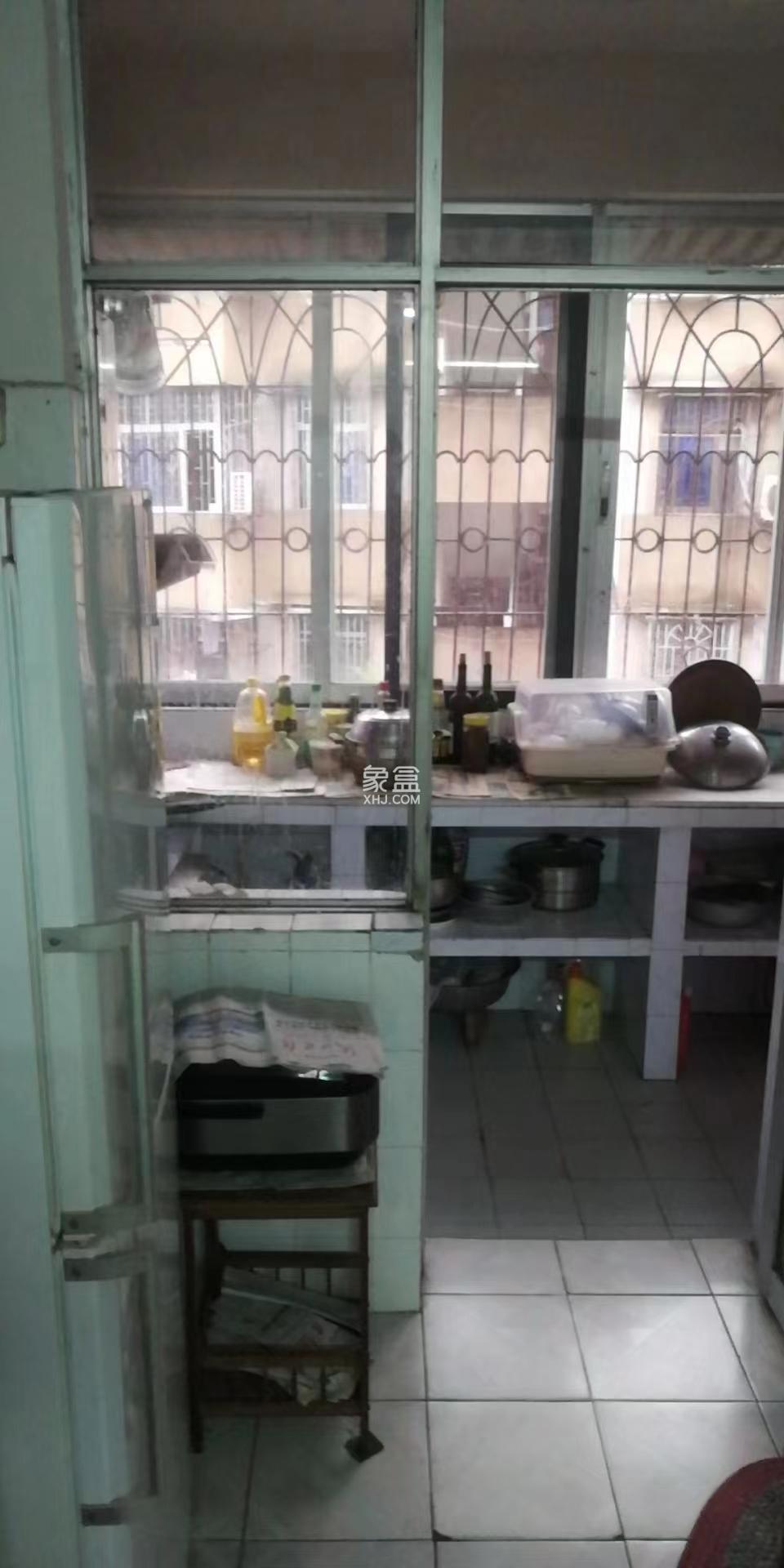 海南师范大学 3室2厅2卫 3000.00元/月 海南师范大学 3室2厅2卫 3000.00元/月室内图