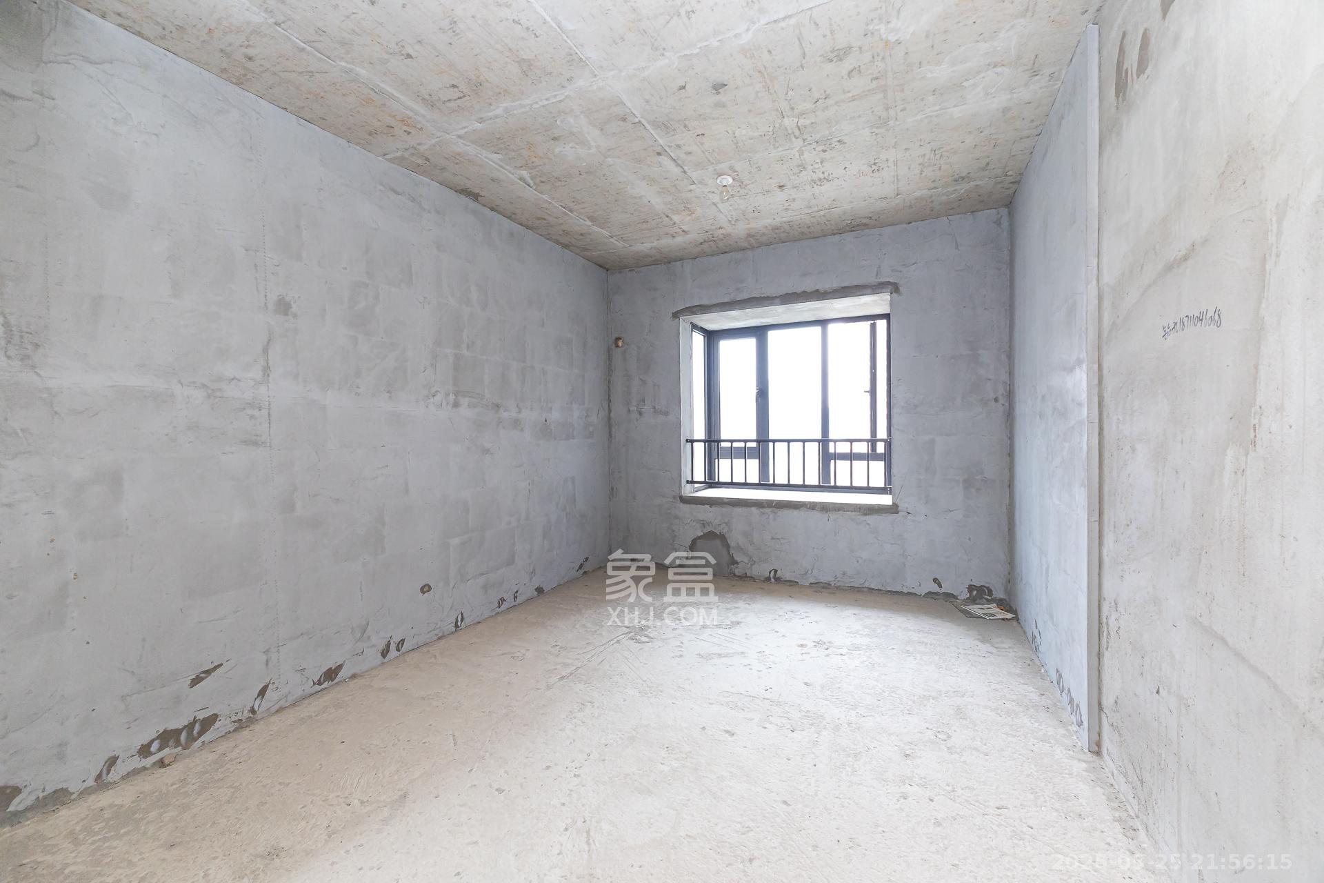 勤诚达境界城  4室2厅2卫    90.0万 勤诚达境界城  4室2厅2卫    90.0万卧室