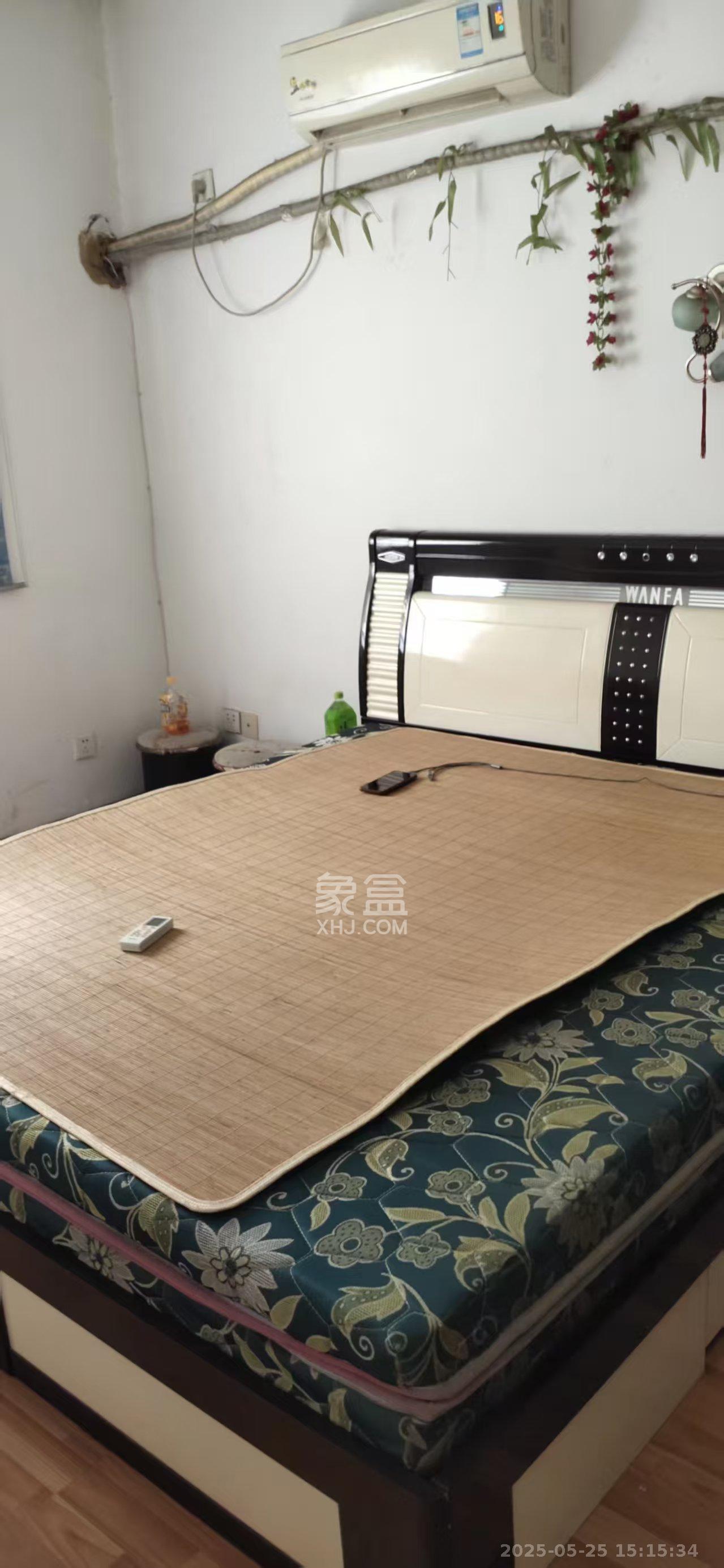 宝塔中路  3室2厅1卫    1200.0元/月室内图