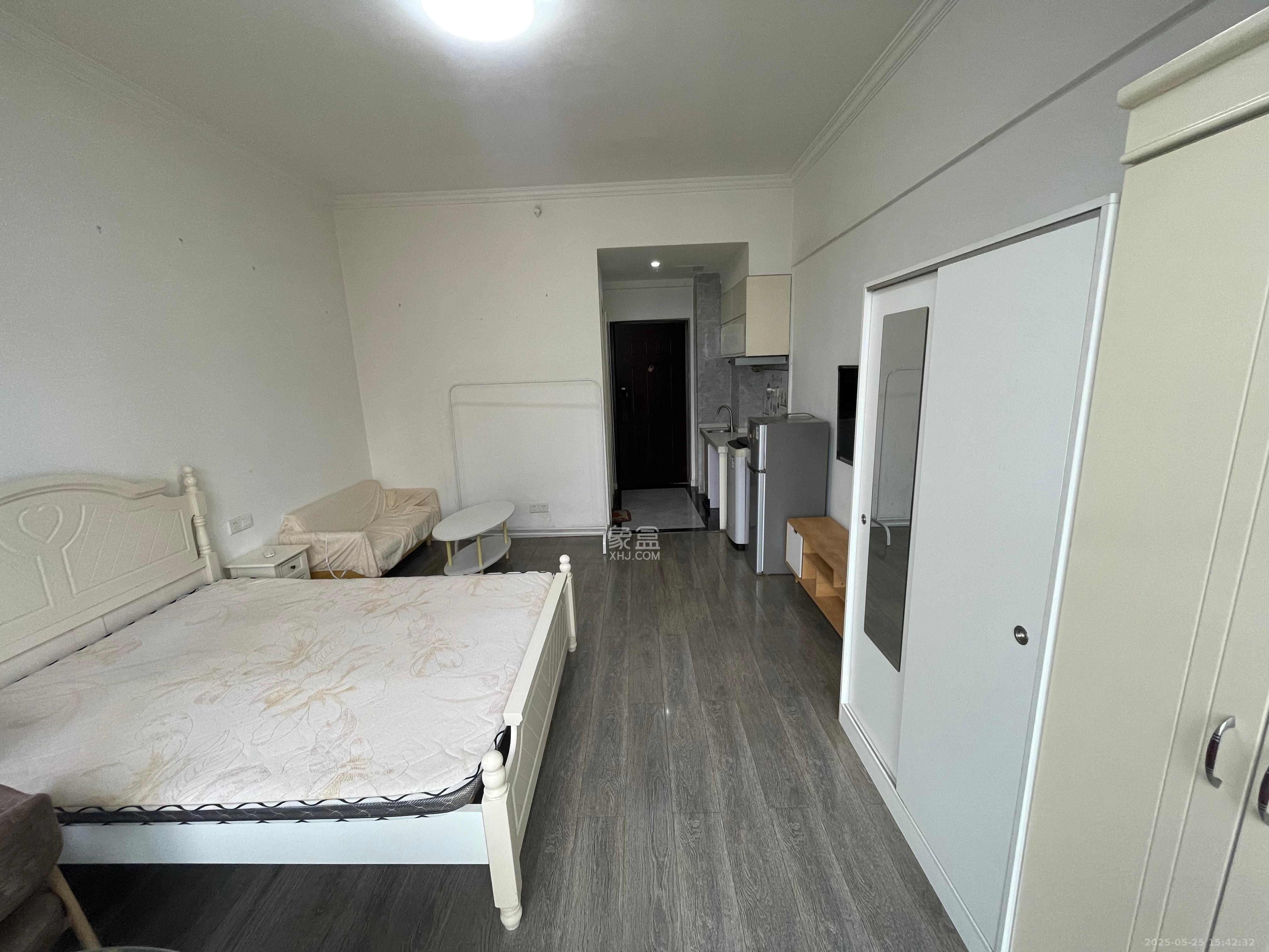 梅溪鑫苑名家 1室1厅1卫 1500.0元/月 梅溪鑫苑名家 1室1厅1卫 1500.0元/月室内图