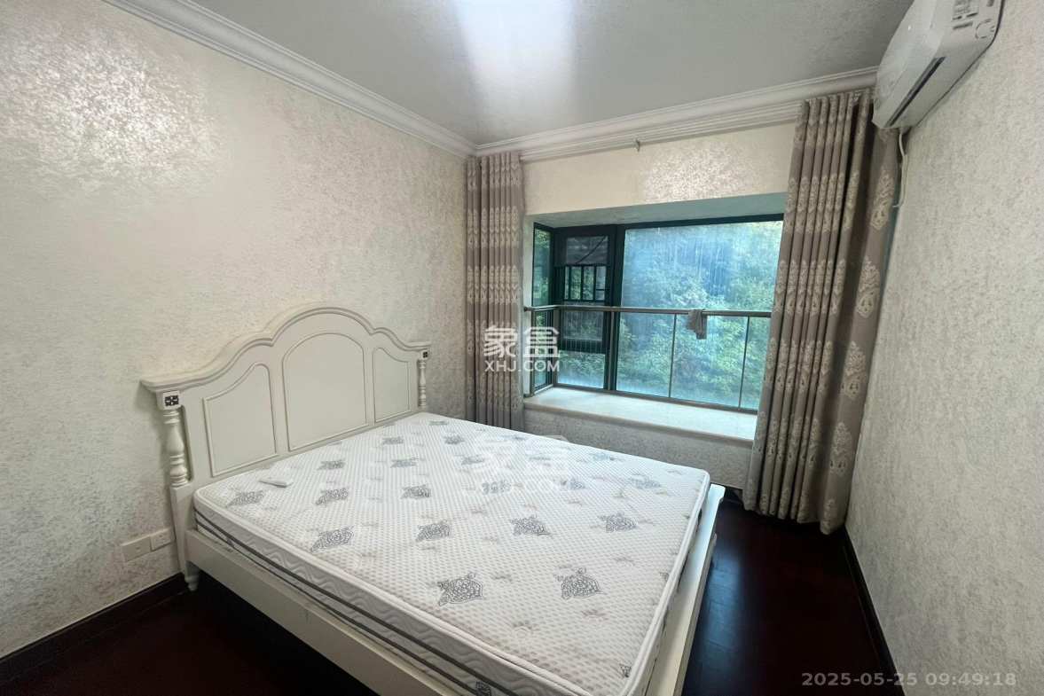 恒大城 4室2厅2卫 3200.0元/月 恒大城 4室2厅2卫 3200.0元/月室内图