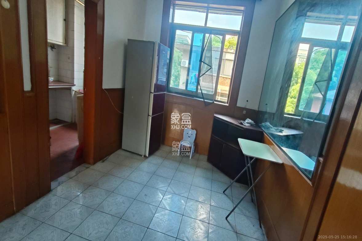 矿山研究院 2室1厅1卫 1750.0元/月 矿山研究院 2室1厅1卫 1750.0元/月室内图