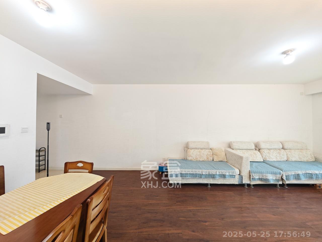 万科魅力之城观澜里 2室2厅1卫 2500.0元/月 万科魅力之城观澜里 2室2厅1卫 2500.0元/月室内图