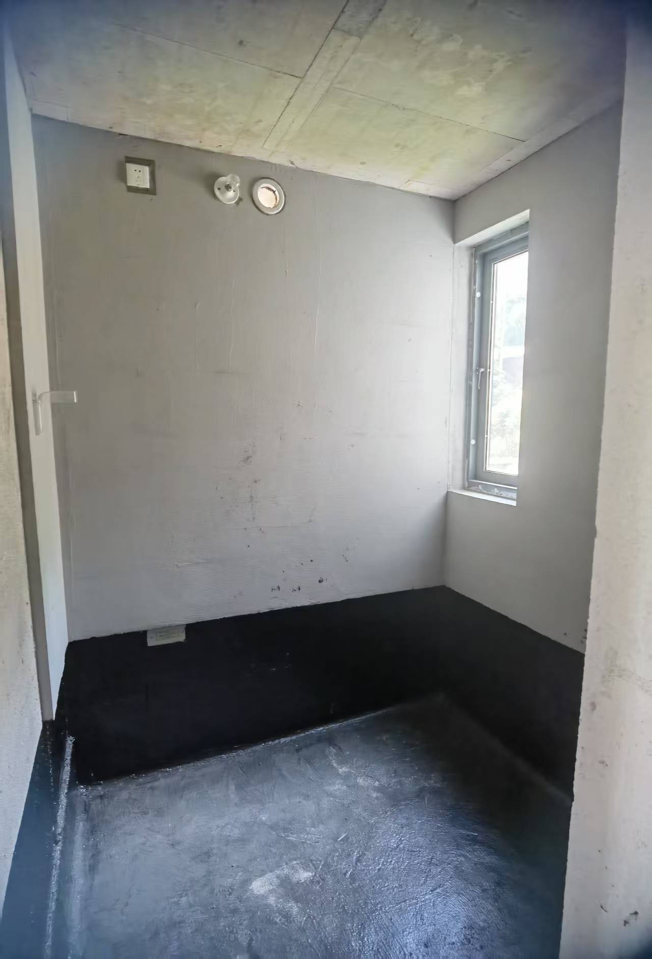中建凤栖台  4室2厅2卫   57.80万卫生间