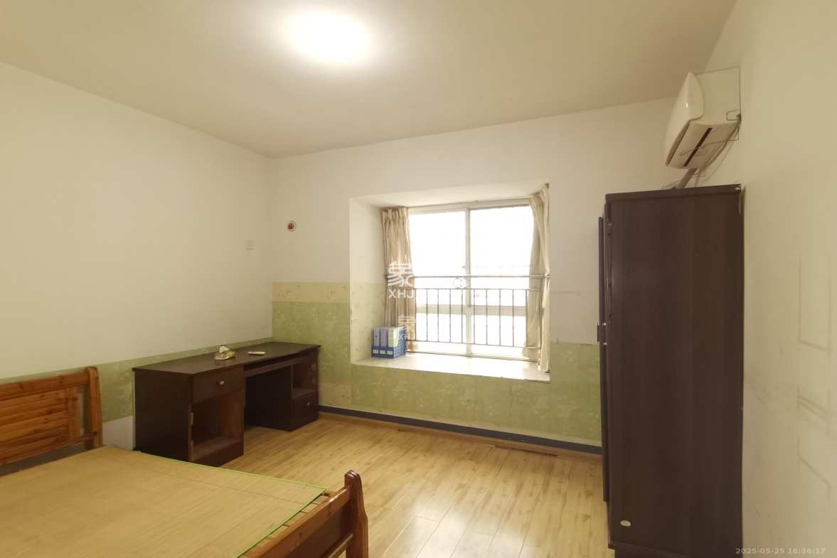 景江雅苑 2室2厅1卫 2300.0元/月 景江雅苑 2室2厅1卫 2300.0元/月室内图