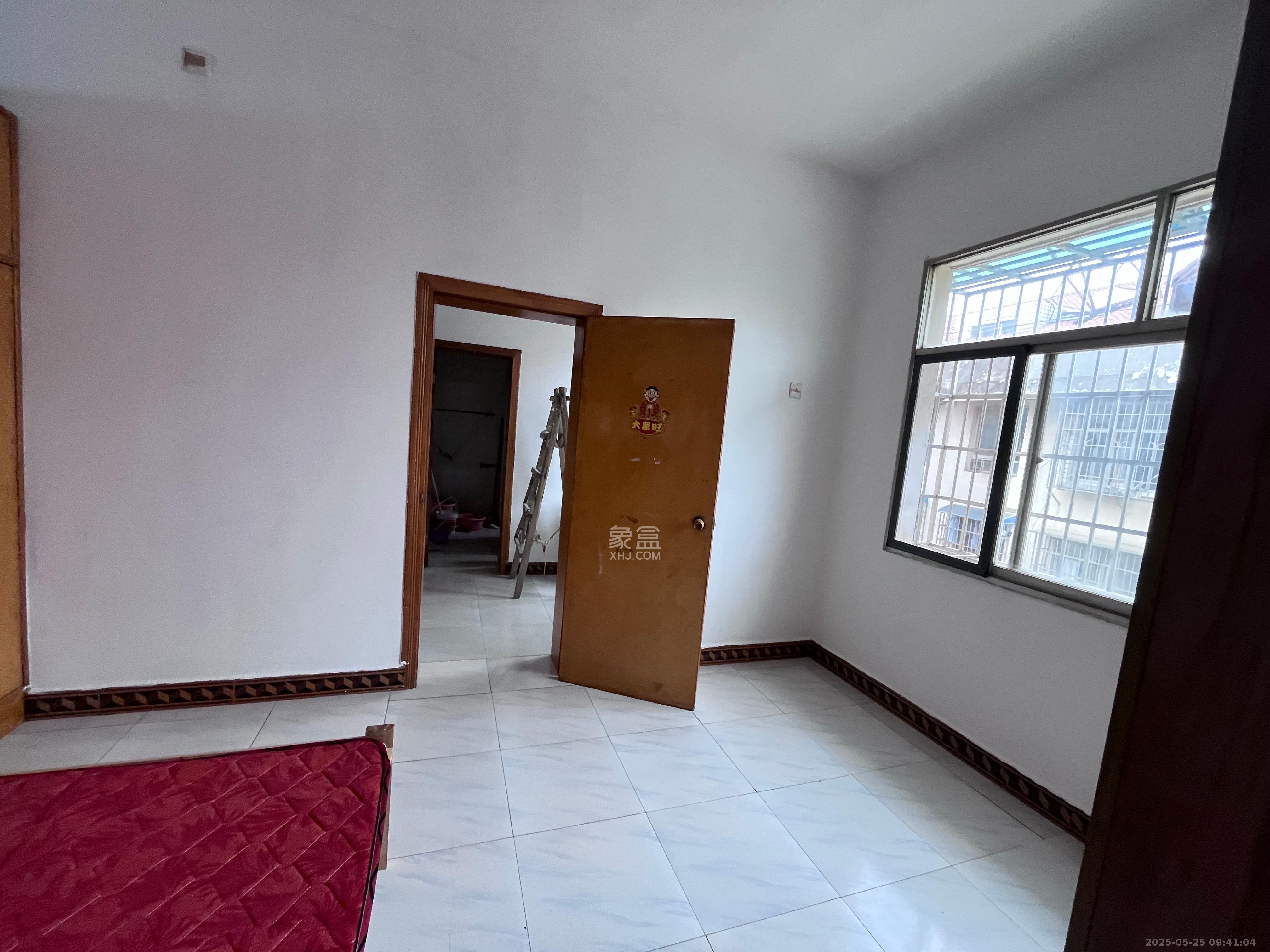 红星糖酒城 1室0厅0卫 1000.0元/月 红星糖酒城 1室0厅0卫 1000.0元/月室内图