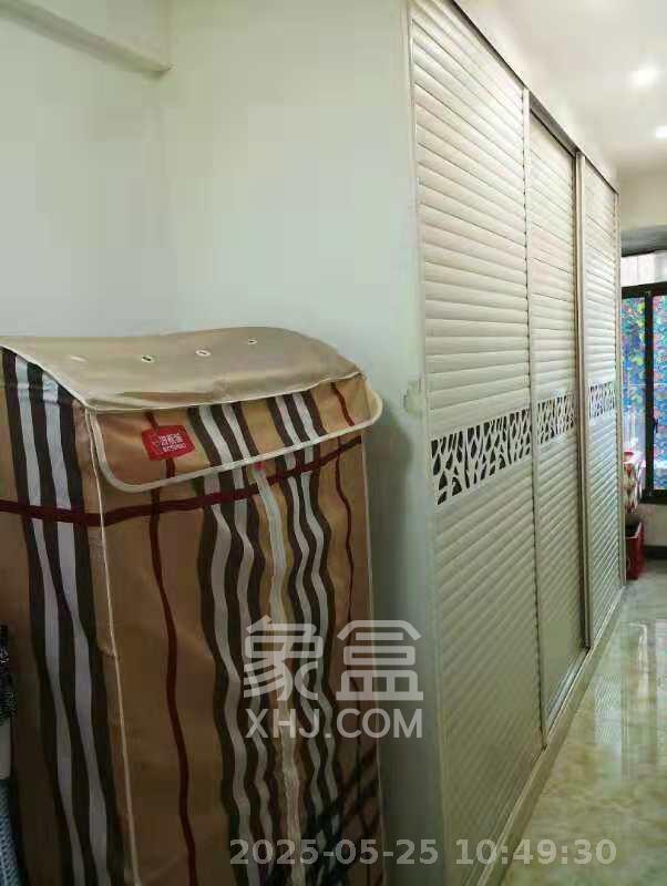 绿地公馆(绿地名邸)  1室1厅1卫    1400.0元/月 绿地公馆(绿地名邸)  1室1厅1卫    1400.0元/月室内图