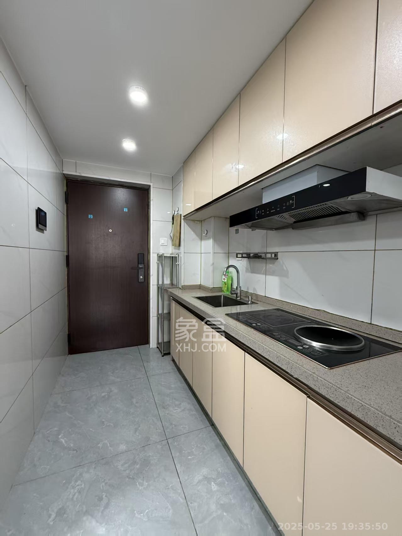 信诚湘江揽月(至善美景大厦) 2室2厅1卫 1600.0元/月 信诚湘江揽月(至善美景大厦) 2室2厅1卫 1600.0元/月室内图