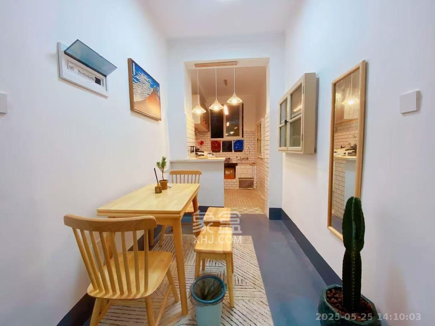 袁家岭省煤炭厅宿舍(芙蓉区省煤炭局小区) 3室2厅1卫 3000.0元/月 袁家岭省煤炭厅宿舍(芙蓉区省煤炭局小区) 3室2厅1卫 3000.0元/月室内图