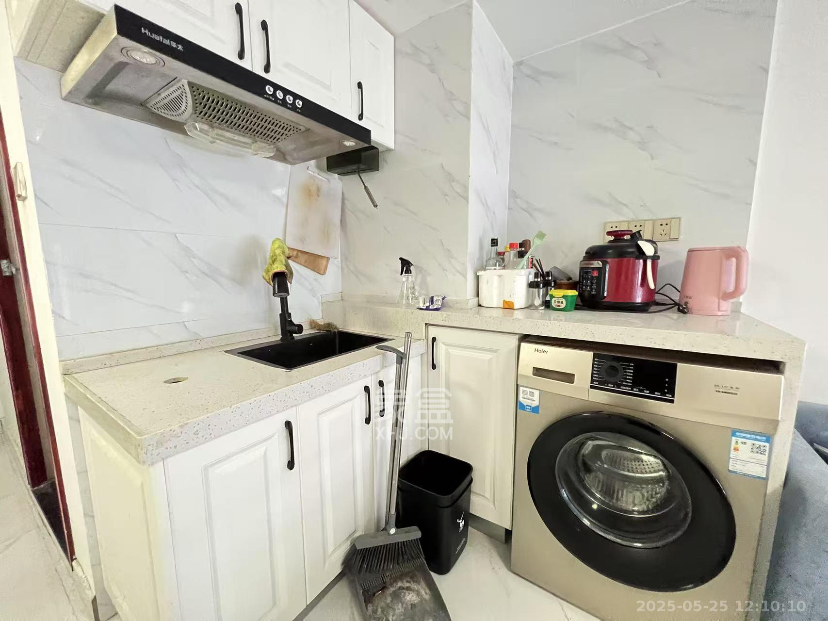 龙湖新壹城 1室1厅1卫 1500.0元/月 龙湖新壹城 1室1厅1卫 1500.0元/月室内图