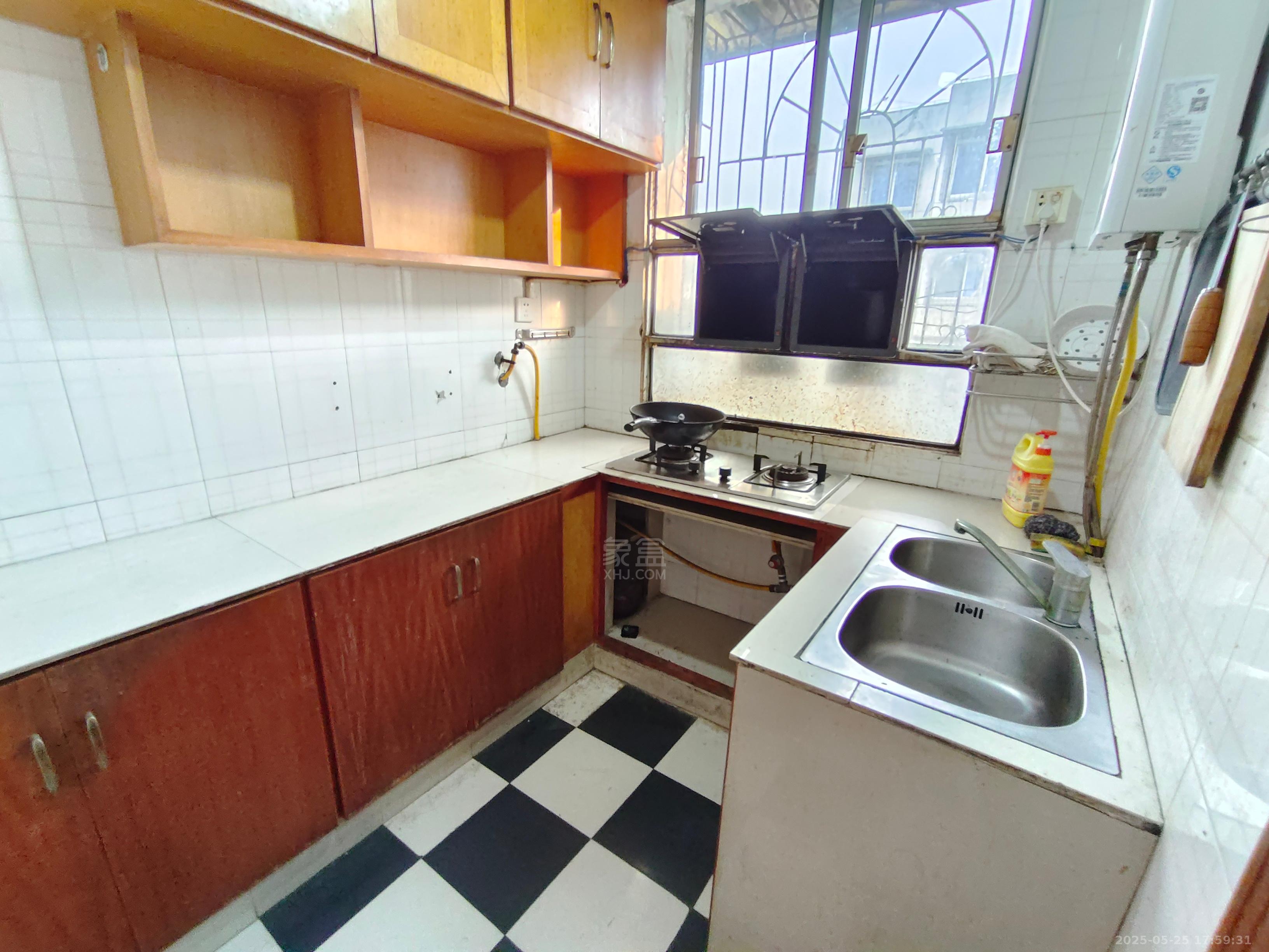 怡园小区  3室2厅1卫    1000.0元/月 怡园小区  3室2厅1卫    1000.0元/月室内图