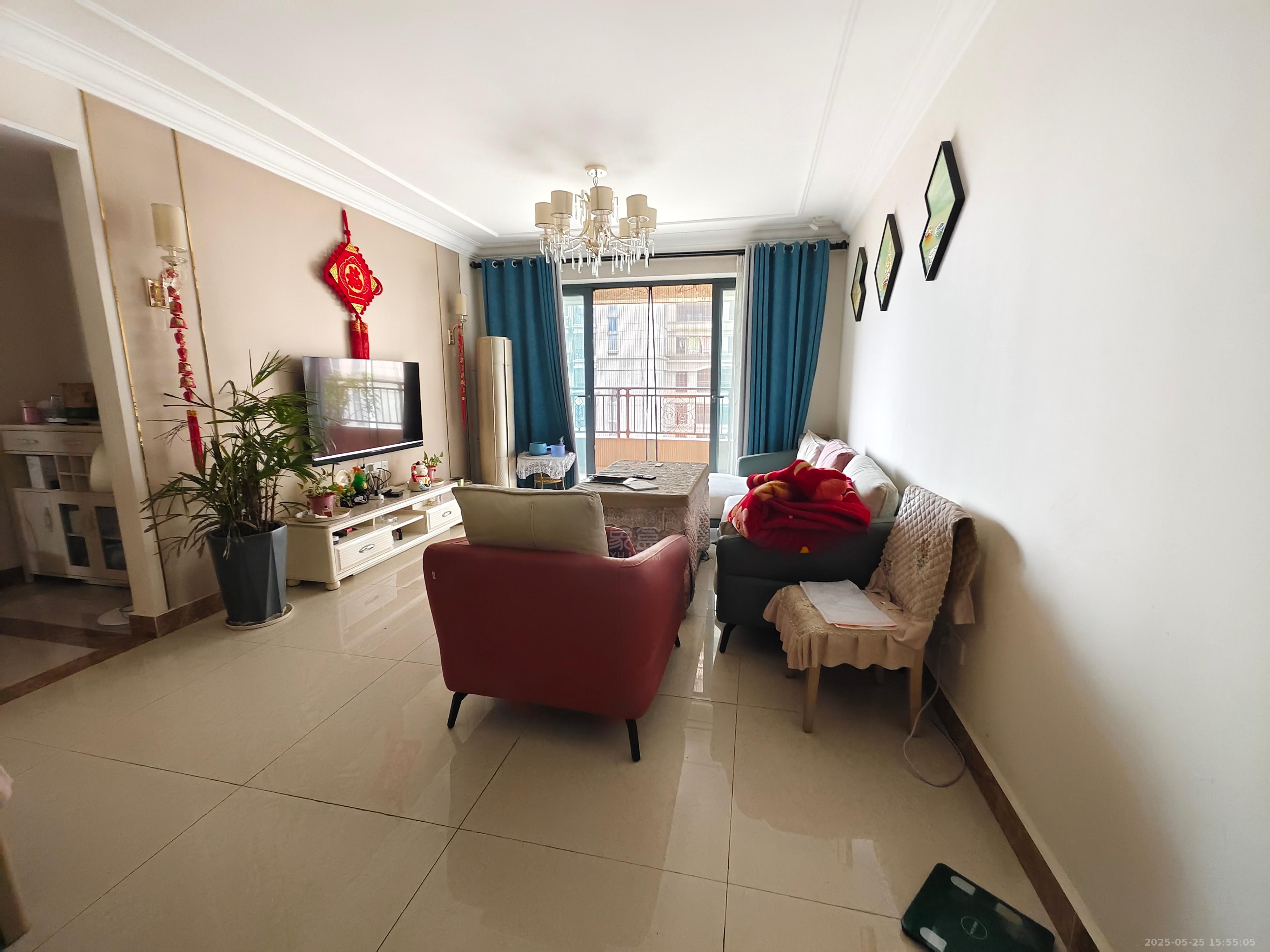 恒大华府 3室2厅2卫 2200.0元/月 恒大华府 3室2厅2卫 2200.0元/月室内图