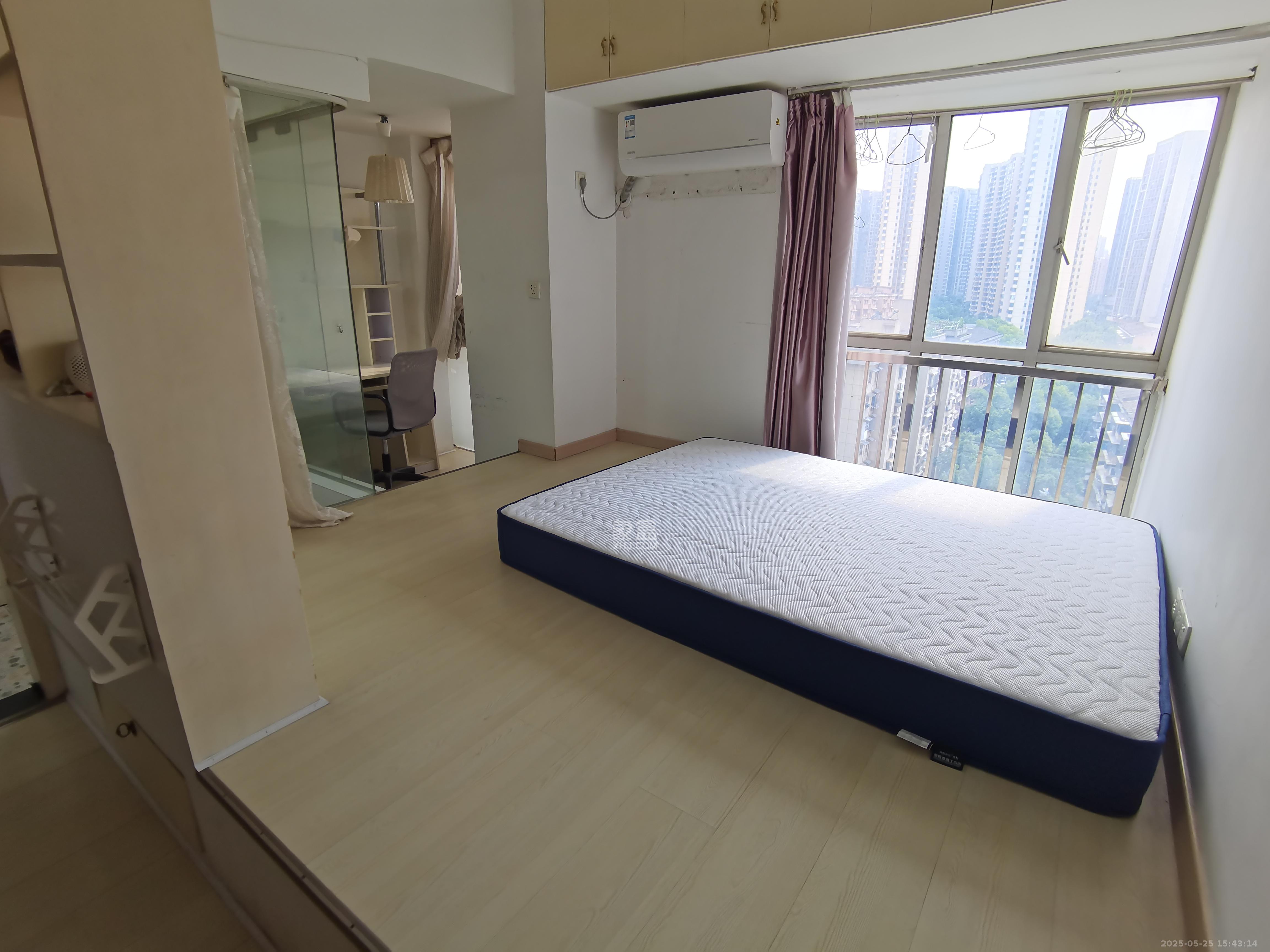 中远公馆  1室1厅1卫   1500.00元/月室内图