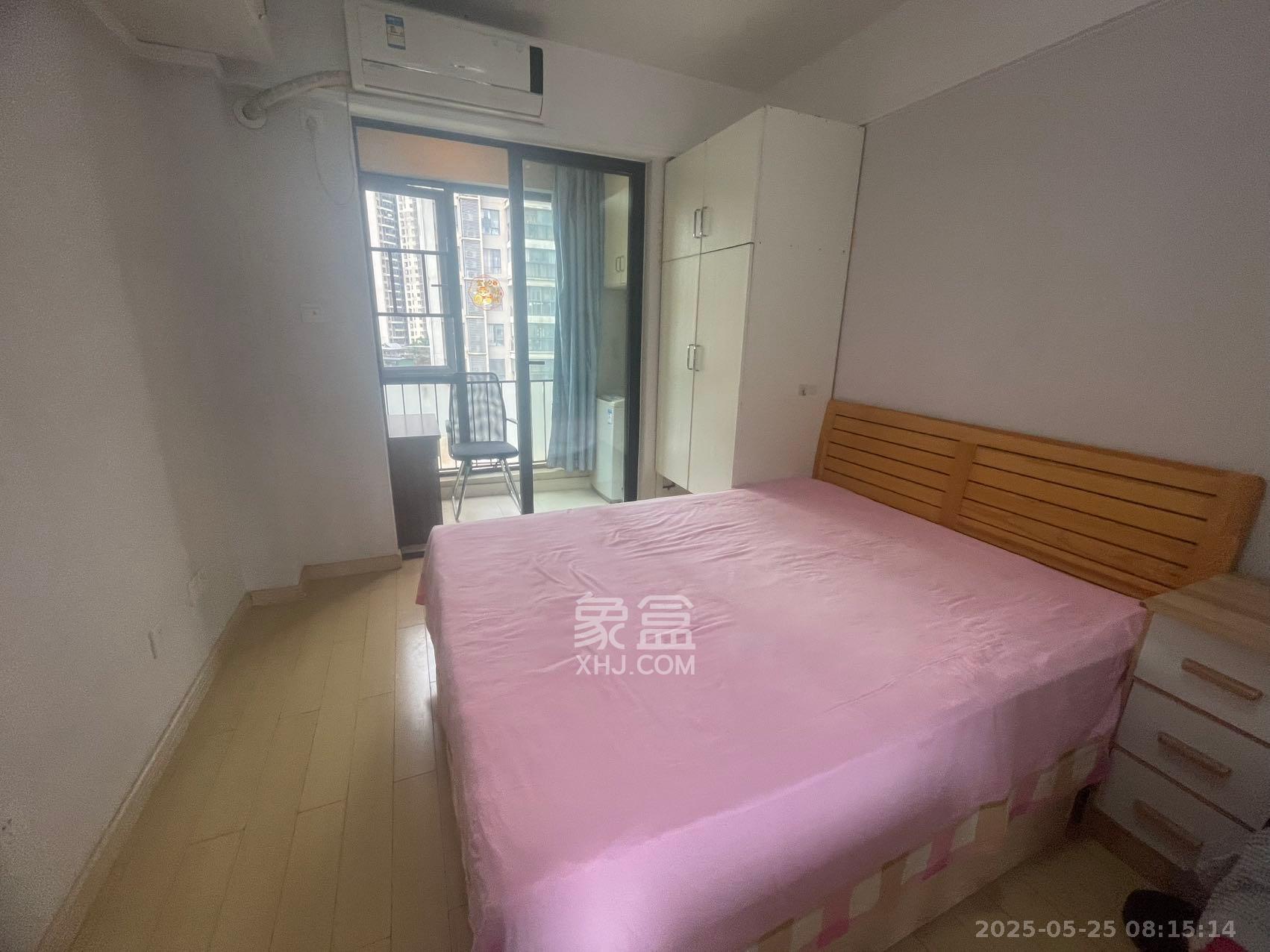万科城  1室0厅0卫   1300.00元/月室内图