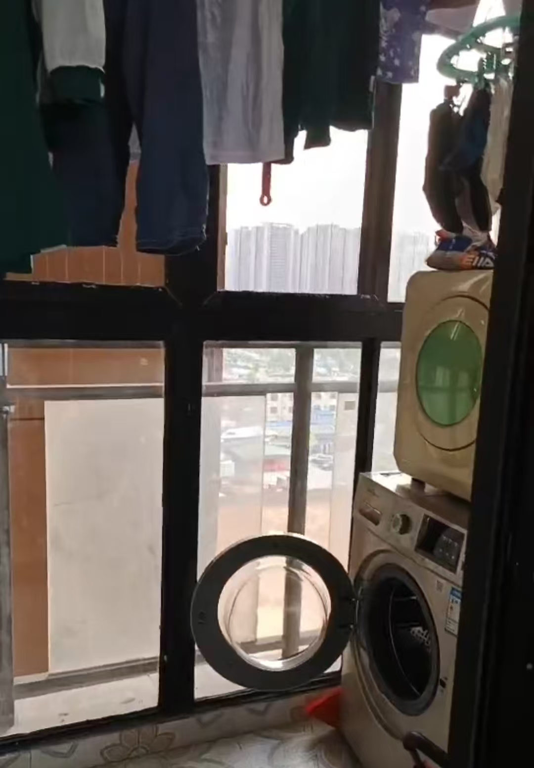 望海金豪 3室2厅2卫 227.0万 望海金豪 3室2厅2卫 227.0万室内图