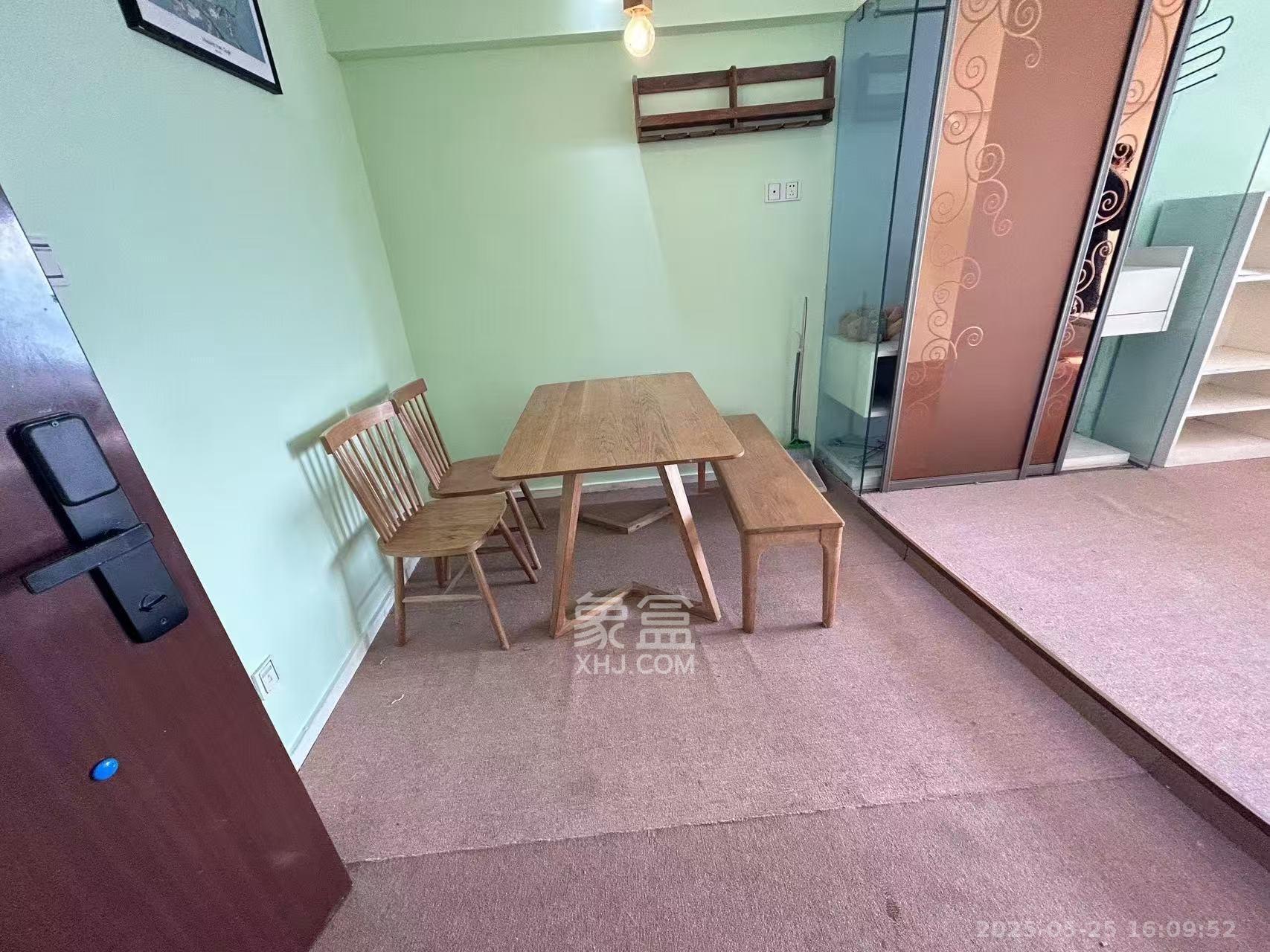 汀兰雅苑  1室0厅0卫    1800.0元/月 汀兰雅苑  1室0厅0卫    1800.0元/月