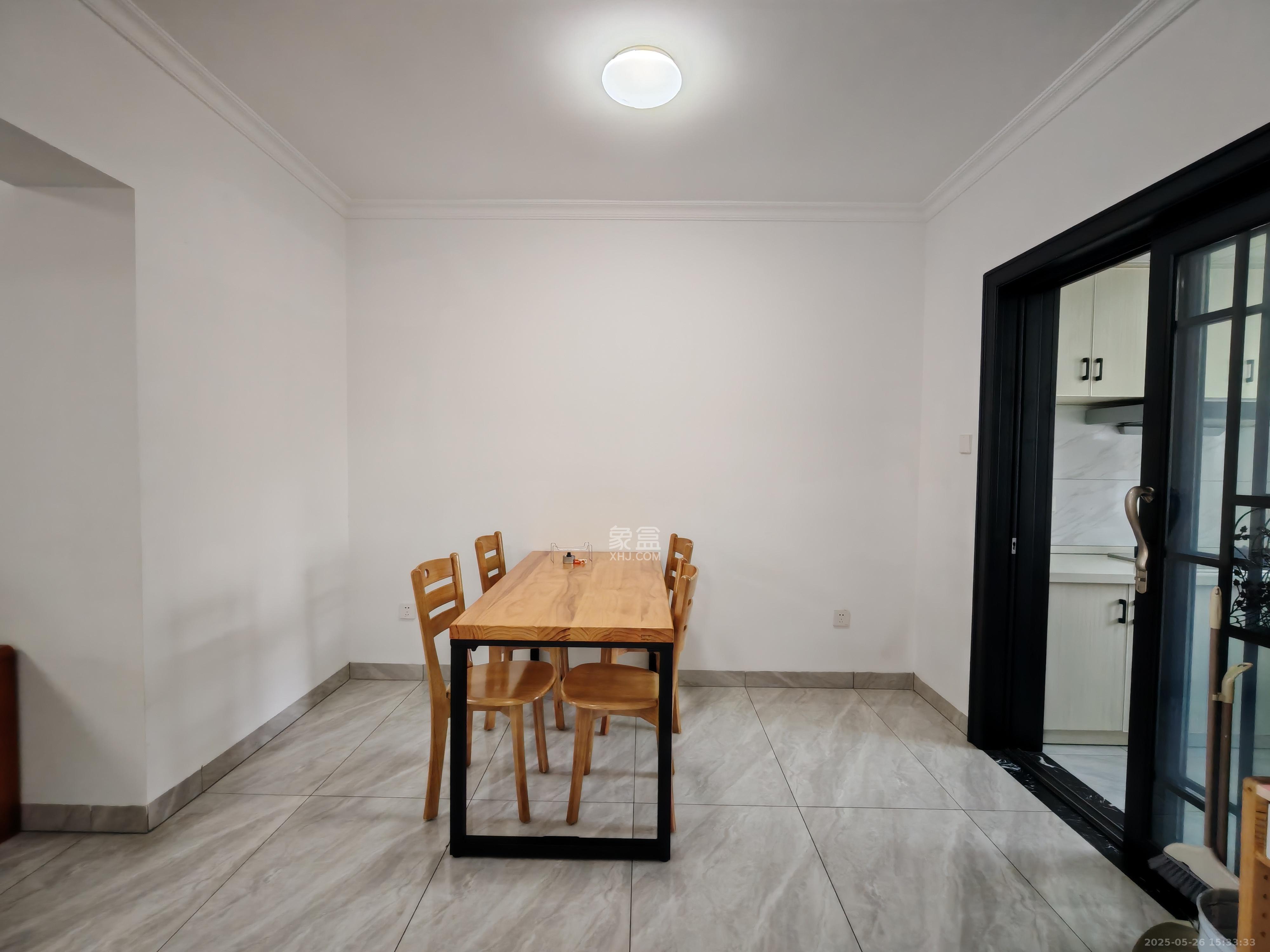 富瑞星座 3室2厅2卫 3200.0元/月 富瑞星座 3室2厅2卫 3200.0元/月室内图