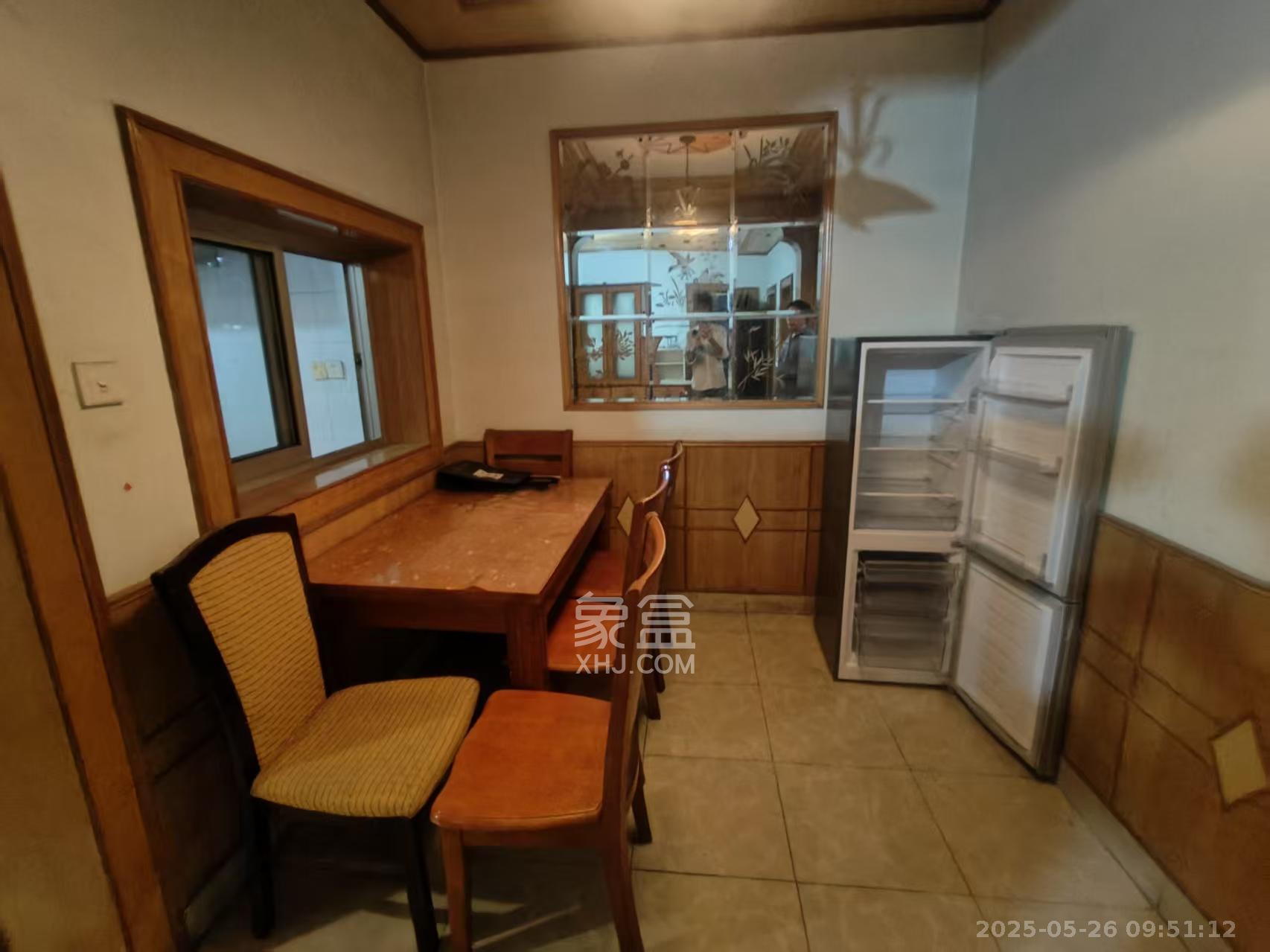 金叶公寓(原省烟草公司宿舍) 3室1厅1卫 1650.0元/月 金叶公寓(原省烟草公司宿舍) 3室1厅1卫 1650.0元/月室内图