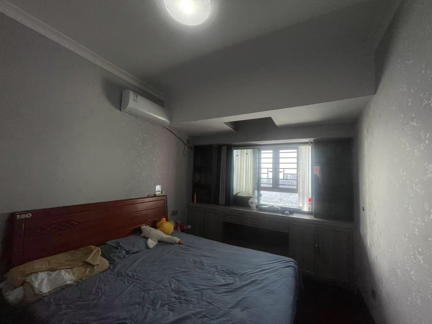 大同芙蓉二期(芙蓉广场) 4室2厅2卫 129.8万 大同芙蓉二期(芙蓉广场) 4室2厅2卫 129.8万室内图