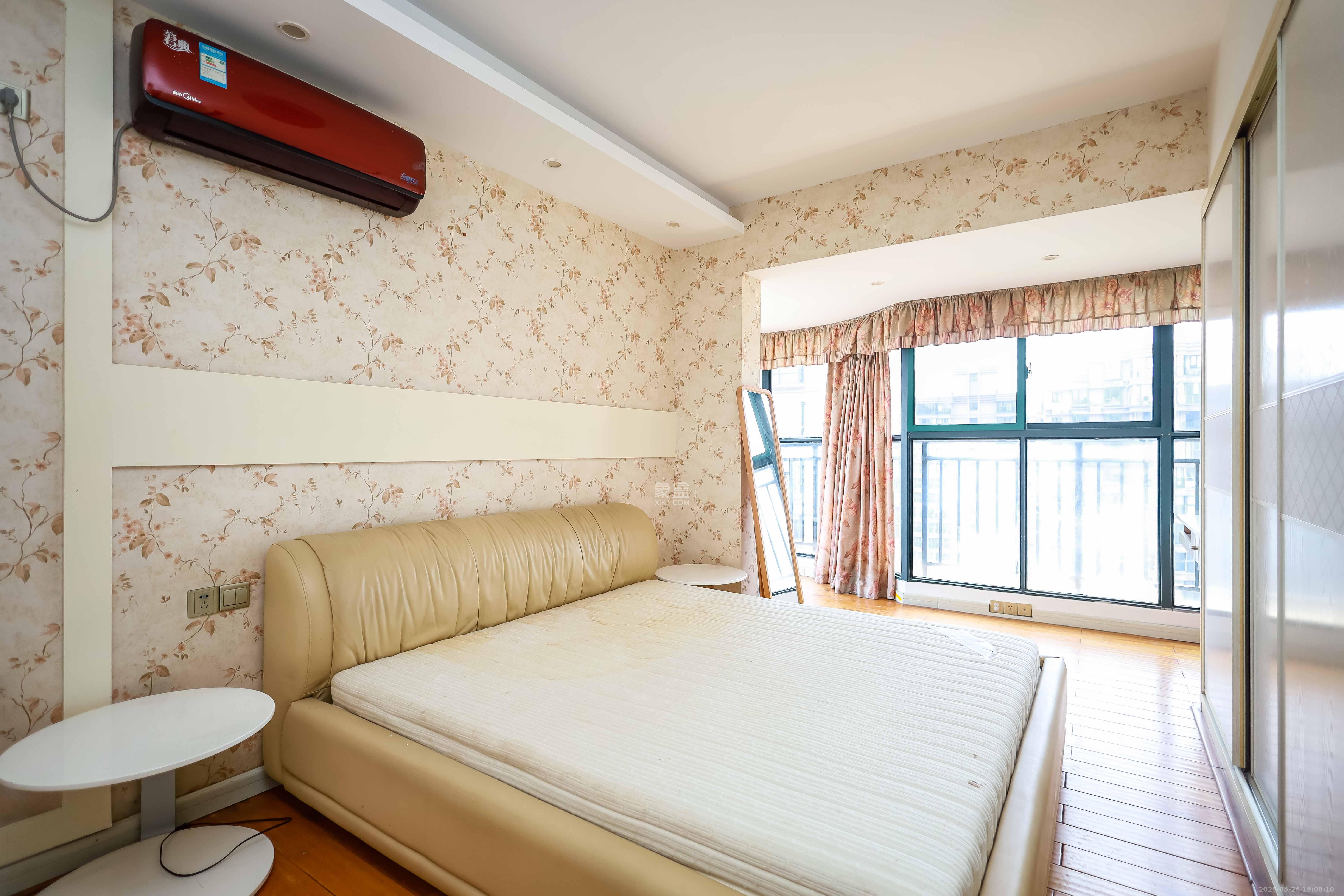 永祺西京  4室2厅2卫    165.0万 永祺西京  4室2厅2卫    165.0万卧室