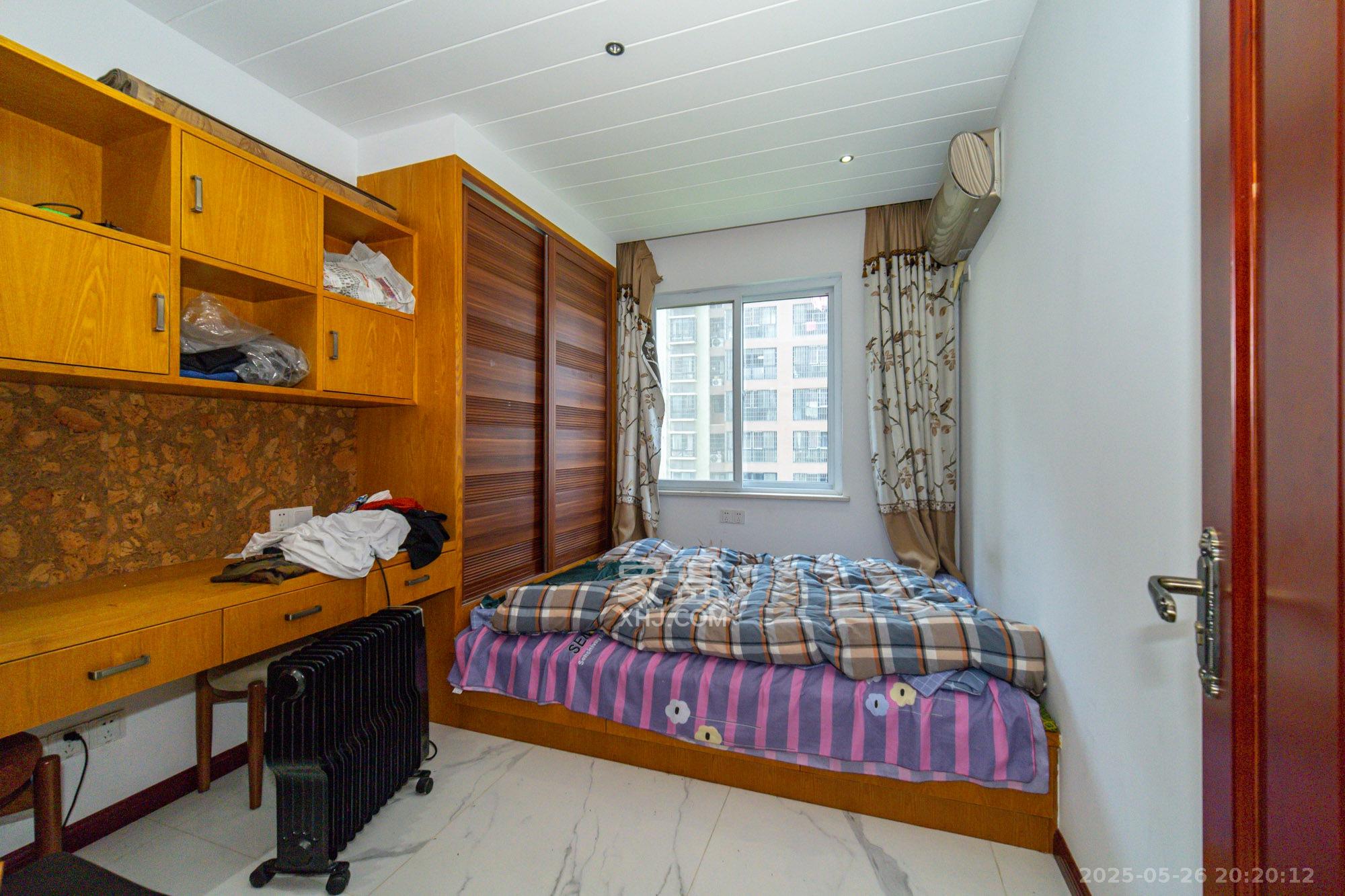 楚天世纪城东苑  3室2厅2卫    88.0万 楚天世纪城东苑  3室2厅2卫    88.0万卧室