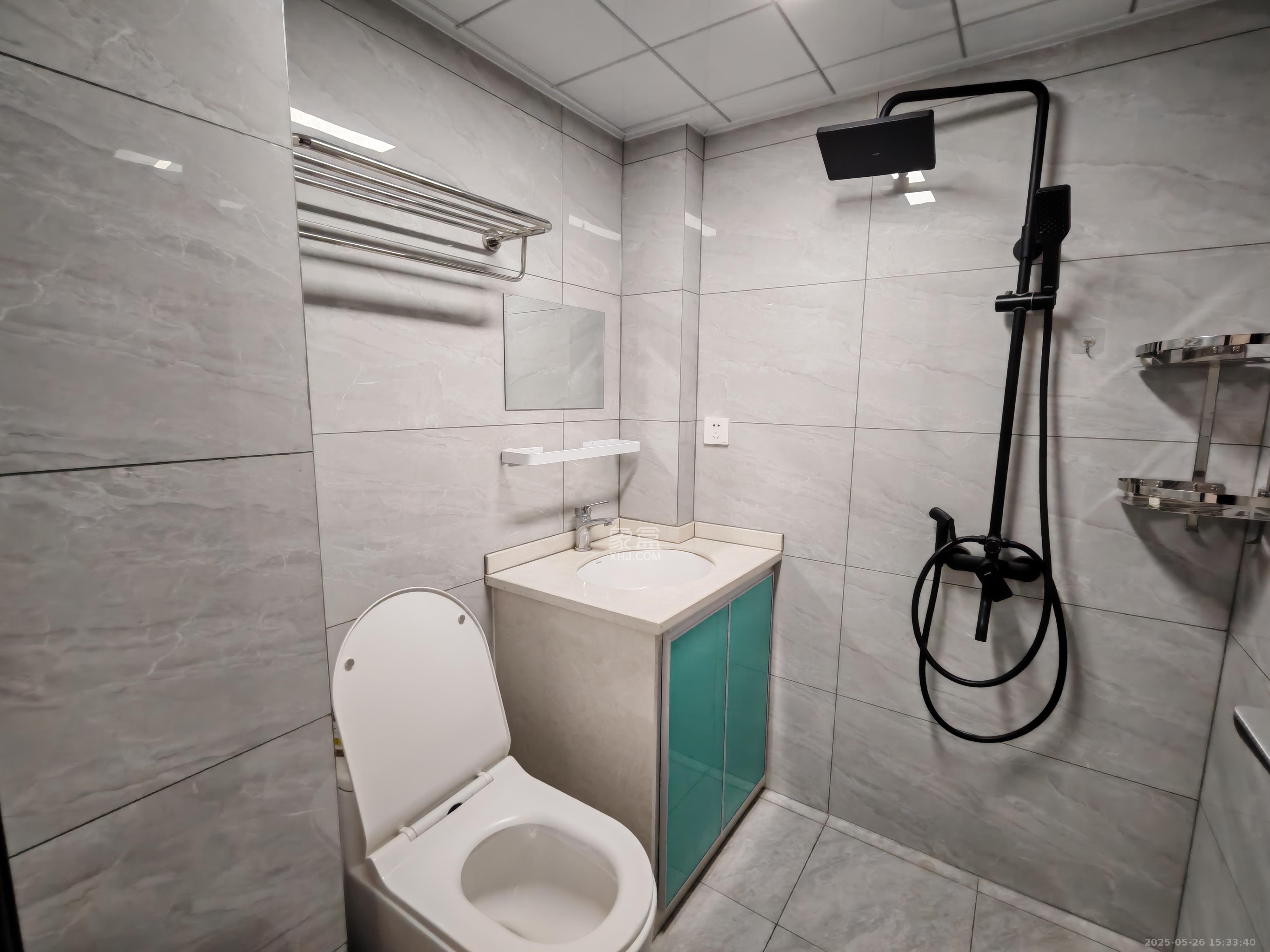 富瑞星座 3室2厅2卫 3200.0元/月 富瑞星座 3室2厅2卫 3200.0元/月室内图