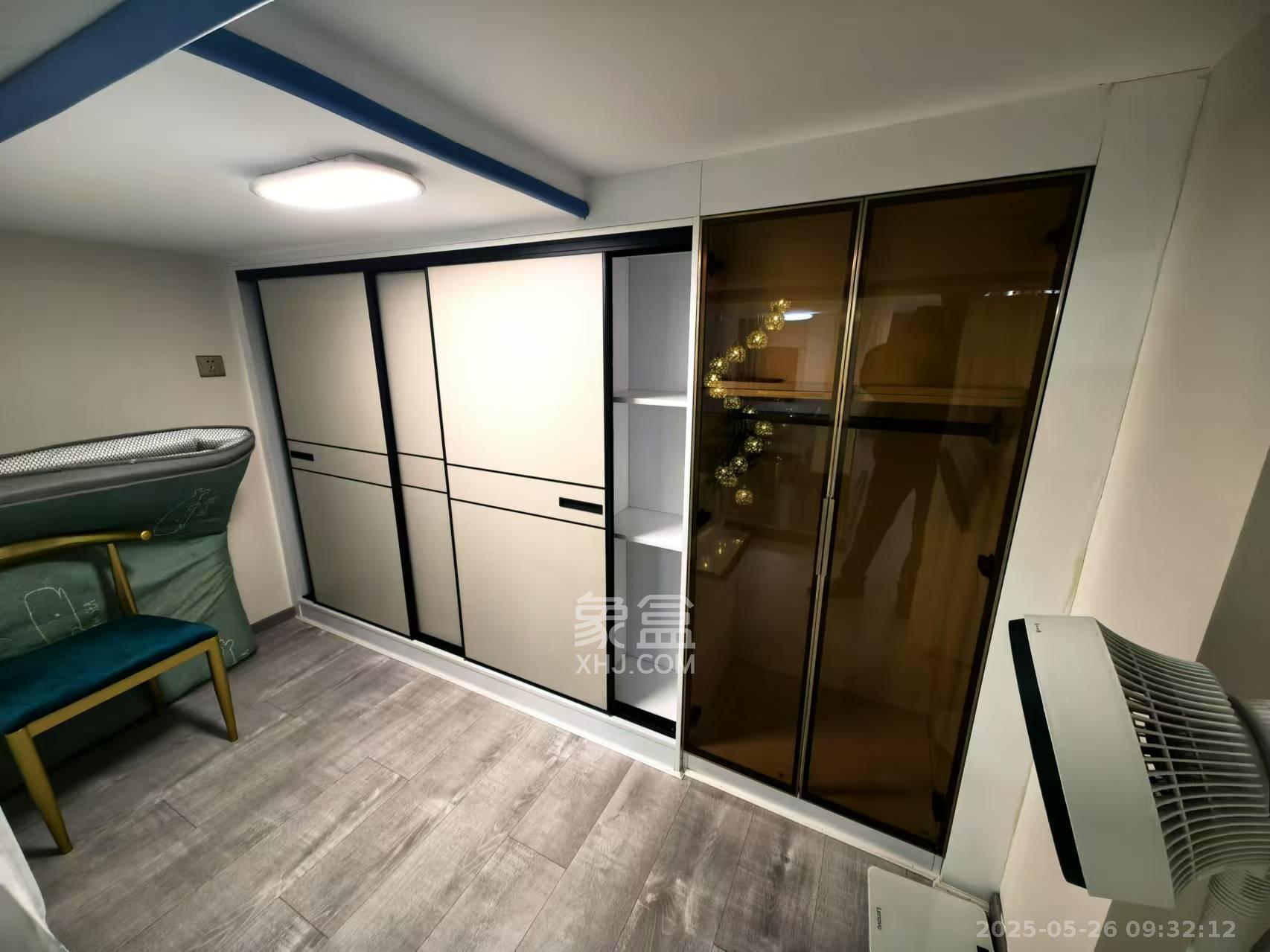 天鸿天府(天鸿中央大院) 2室1厅1卫 1900.0元/月 天鸿天府(天鸿中央大院) 2室1厅1卫 1900.0元/月室内图