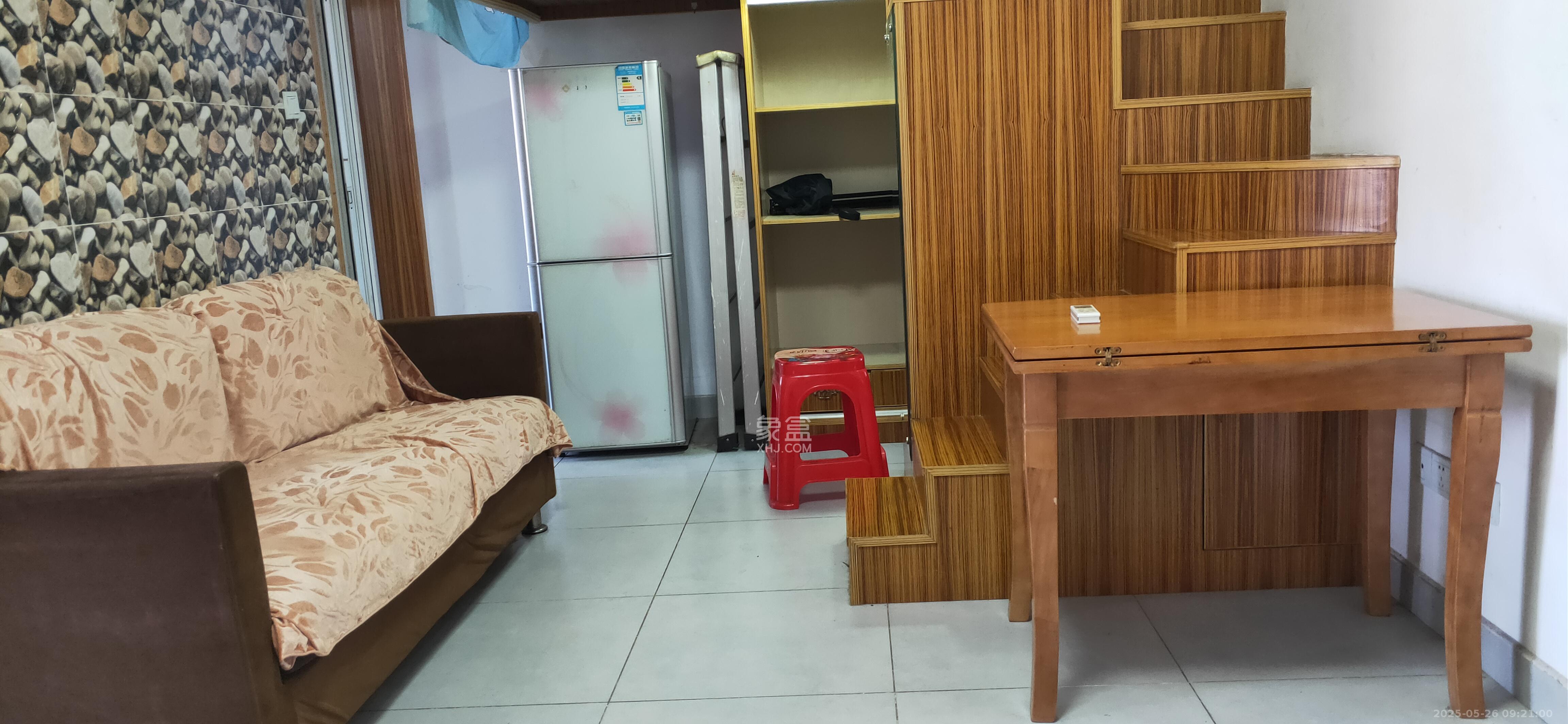 汇都公寓 2室1厅1卫 1600.0元/月 汇都公寓 2室1厅1卫 1600.0元/月室内图