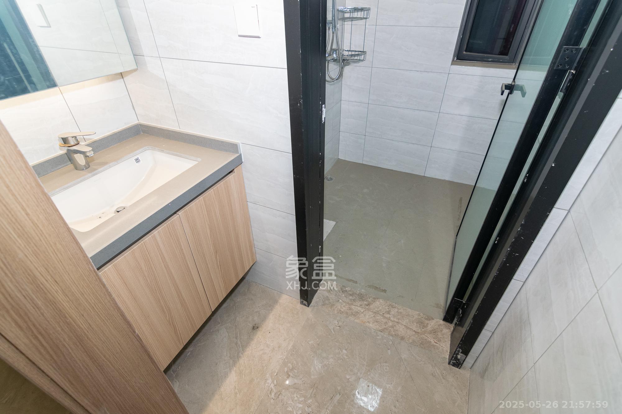 澳海望洲府  3室2厅2卫    76.0万 澳海望洲府  3室2厅2卫    76.0万卫生间