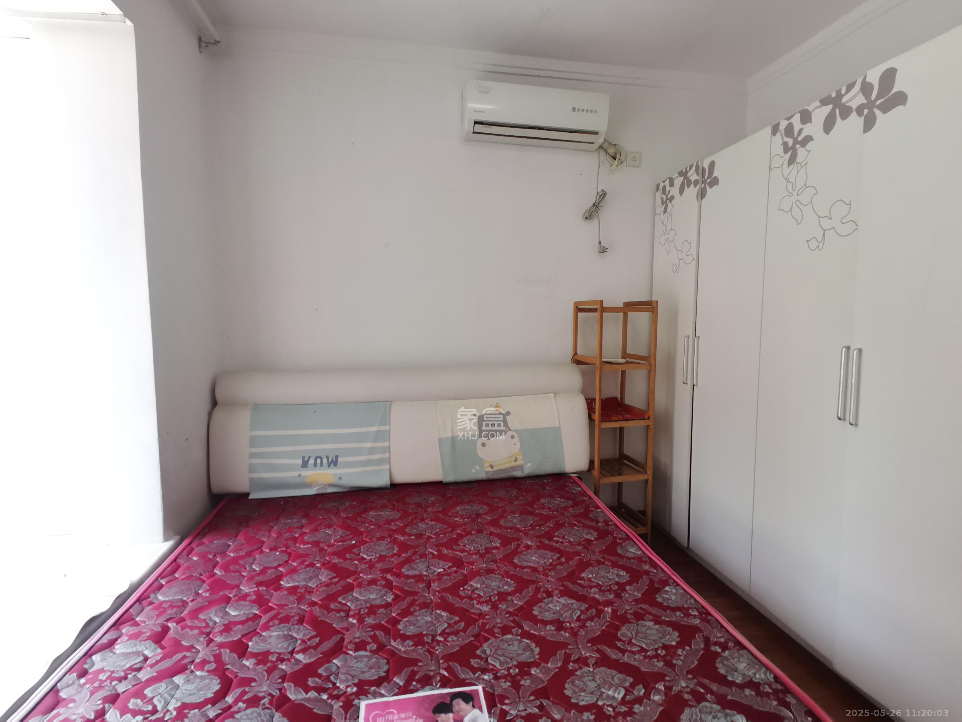博雅湘水湾  3室2厅2卫   1700.00元/月室内图
