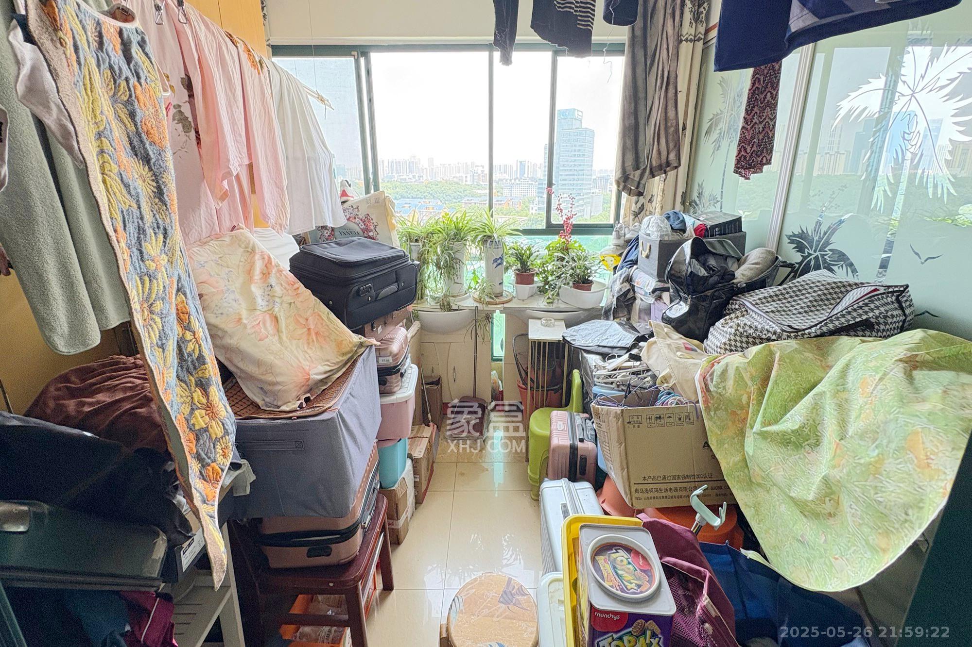 王府花园 3室2厅2卫 107.0万 王府花园 3室2厅2卫 107.0万阳台