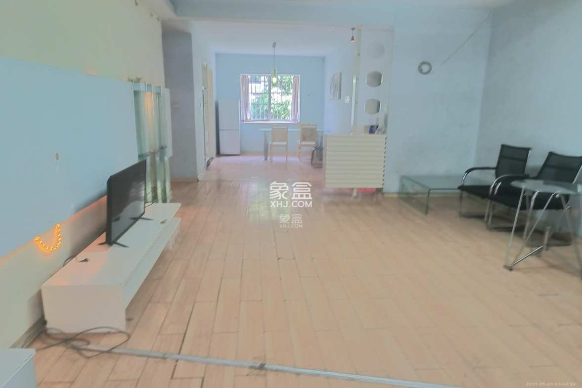 鑫邮小区 3室2厅2卫 2000.0元/月 鑫邮小区 3室2厅2卫 2000.0元/月室内图