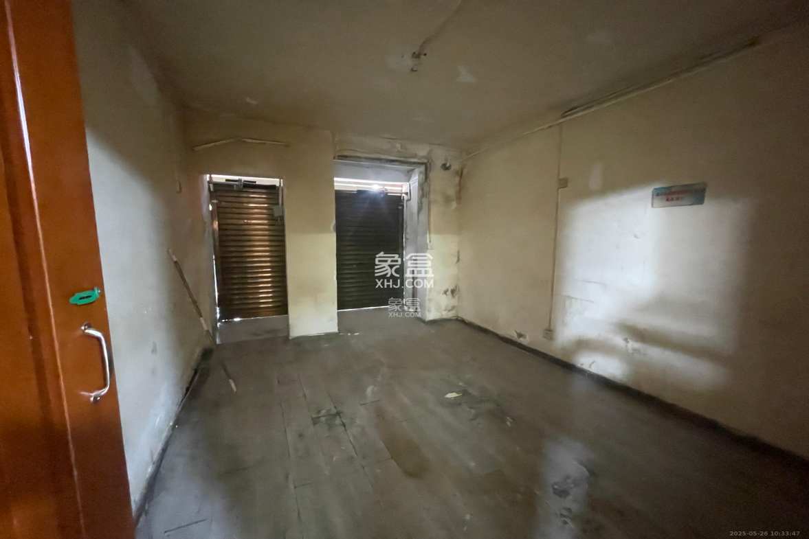 振湘小区 2室1厅1卫 2500.0元/月 振湘小区 2室1厅1卫 2500.0元/月室内图