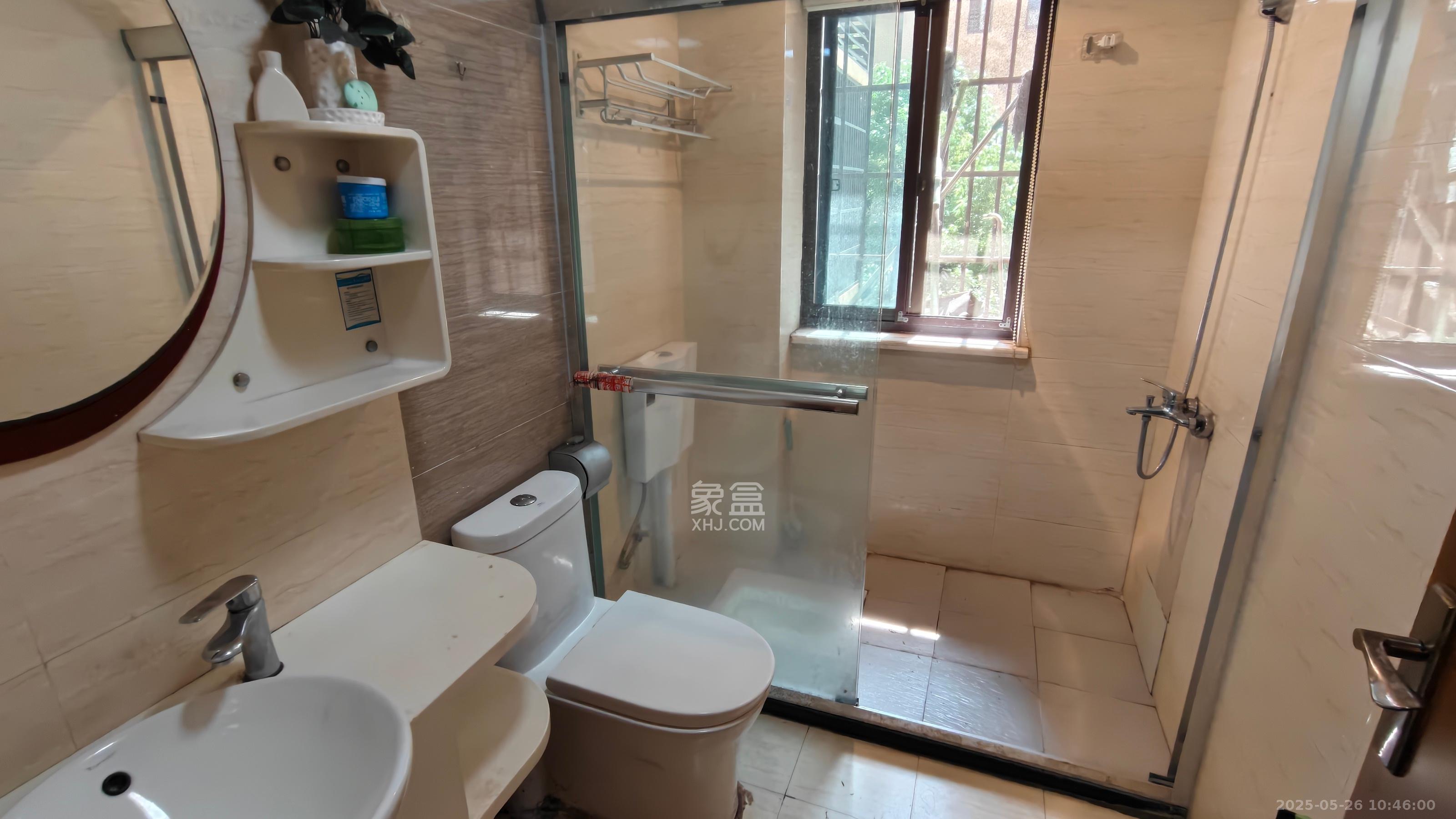 三景华御  3室1厅1卫   1600.00元/月室内图