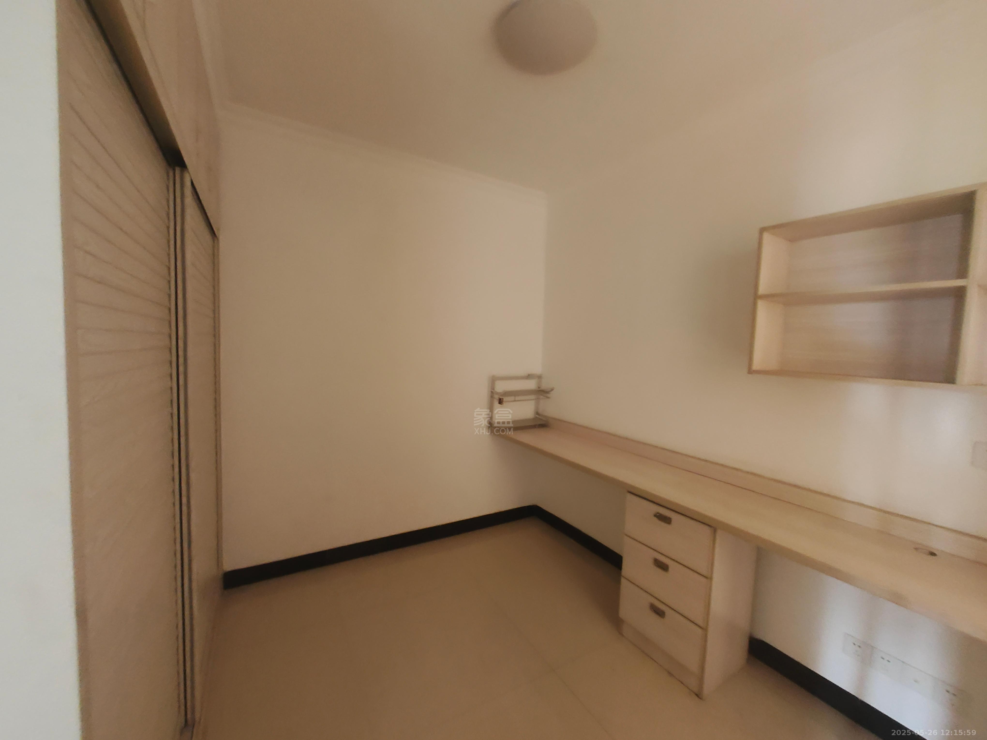 佳兆业金域天下二期 3室2厅1卫 1500.0元/月 佳兆业金域天下二期 3室2厅1卫 1500.0元/月室内图