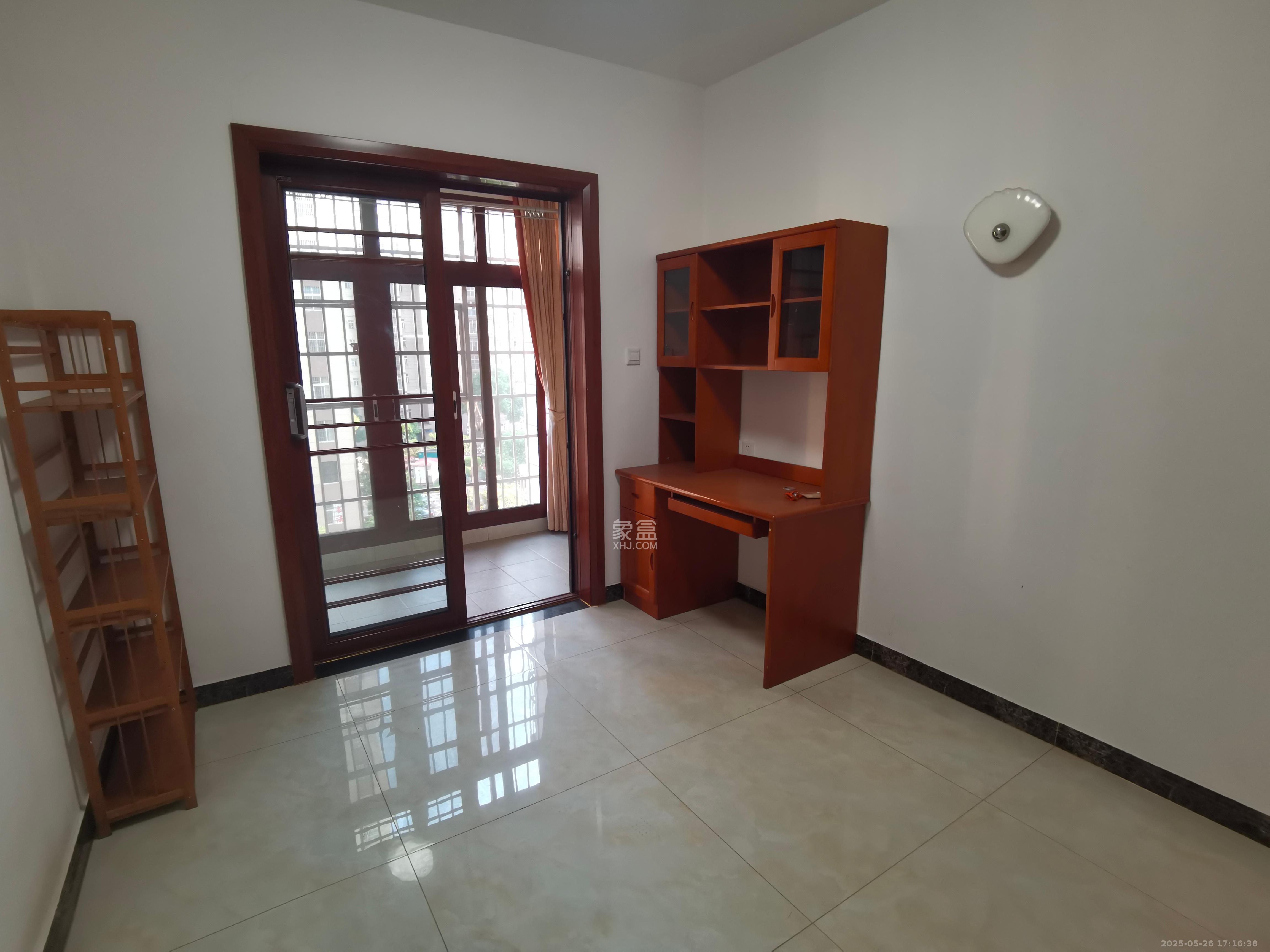 洋湖景园 2室1厅1卫 3000.0元/月 洋湖景园 2室1厅1卫 3000.0元/月室内图